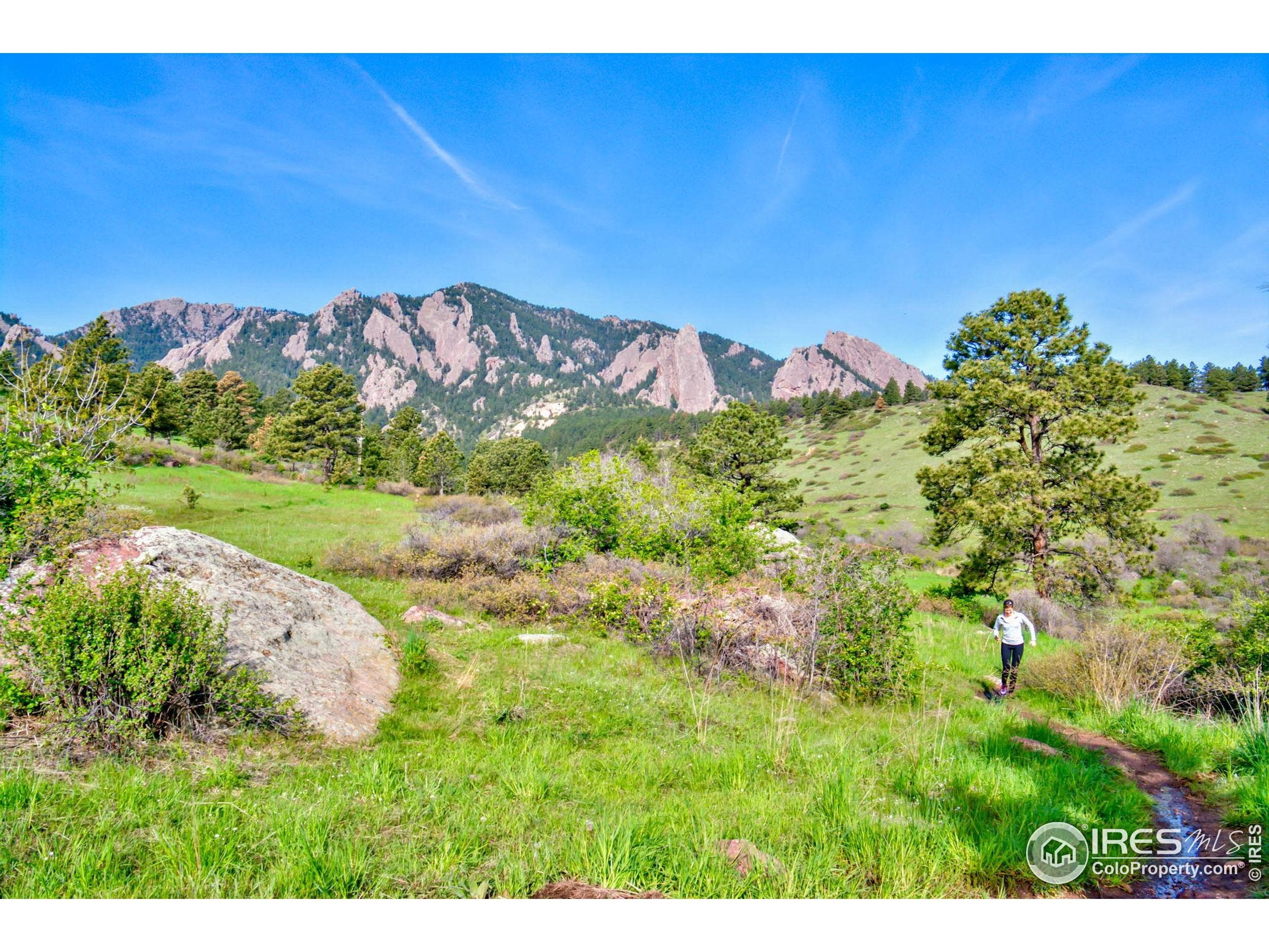Boulder, Colorado, 80305, United States, 5 Bedrooms Bedrooms, ,4 BathroomsBathrooms,Residential,Active,2012224