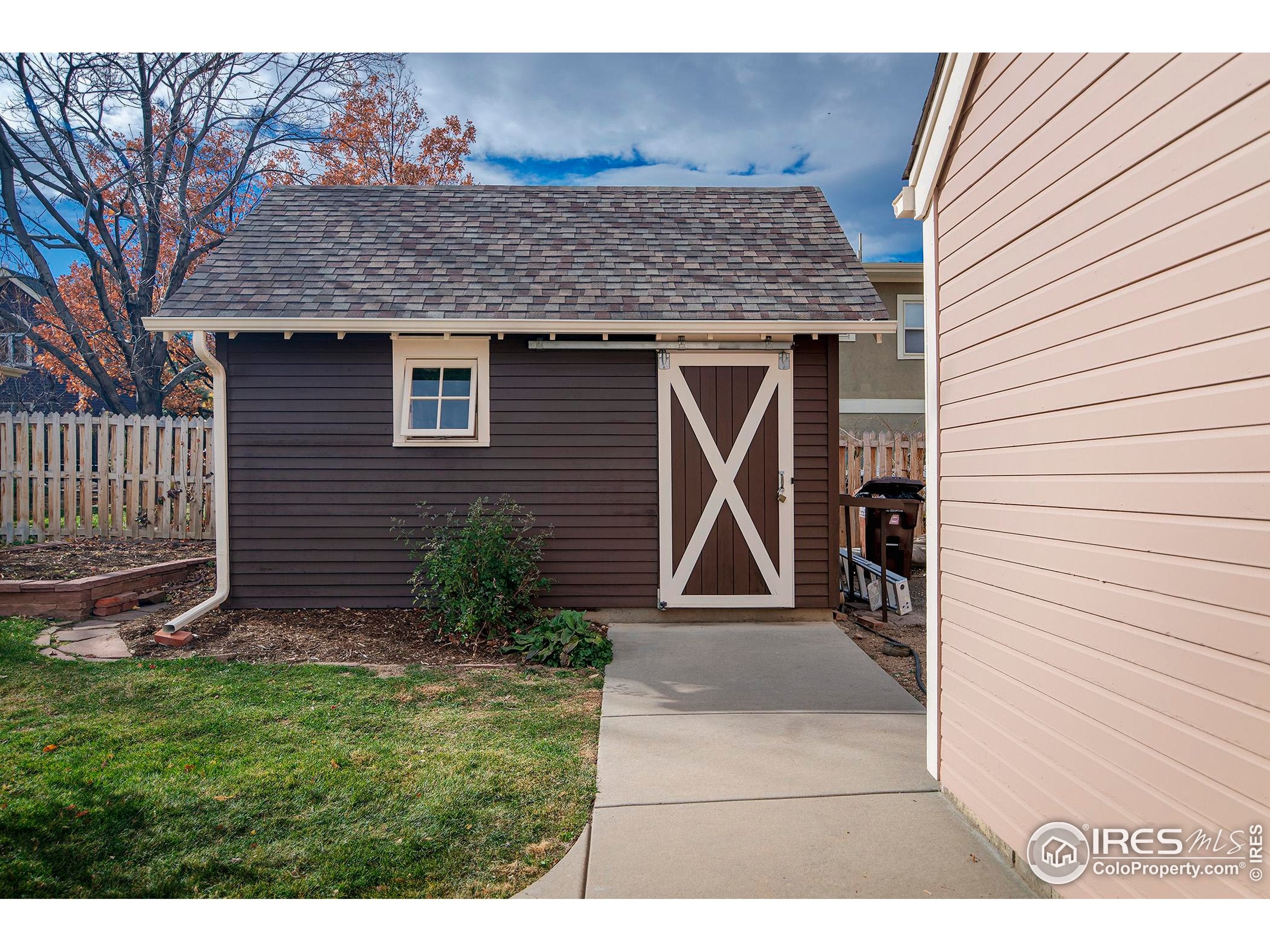 Boulder, Colorado, 80304, United States, 4 Bedrooms Bedrooms, ,3 BathroomsBathrooms,Residential,Active,1997628