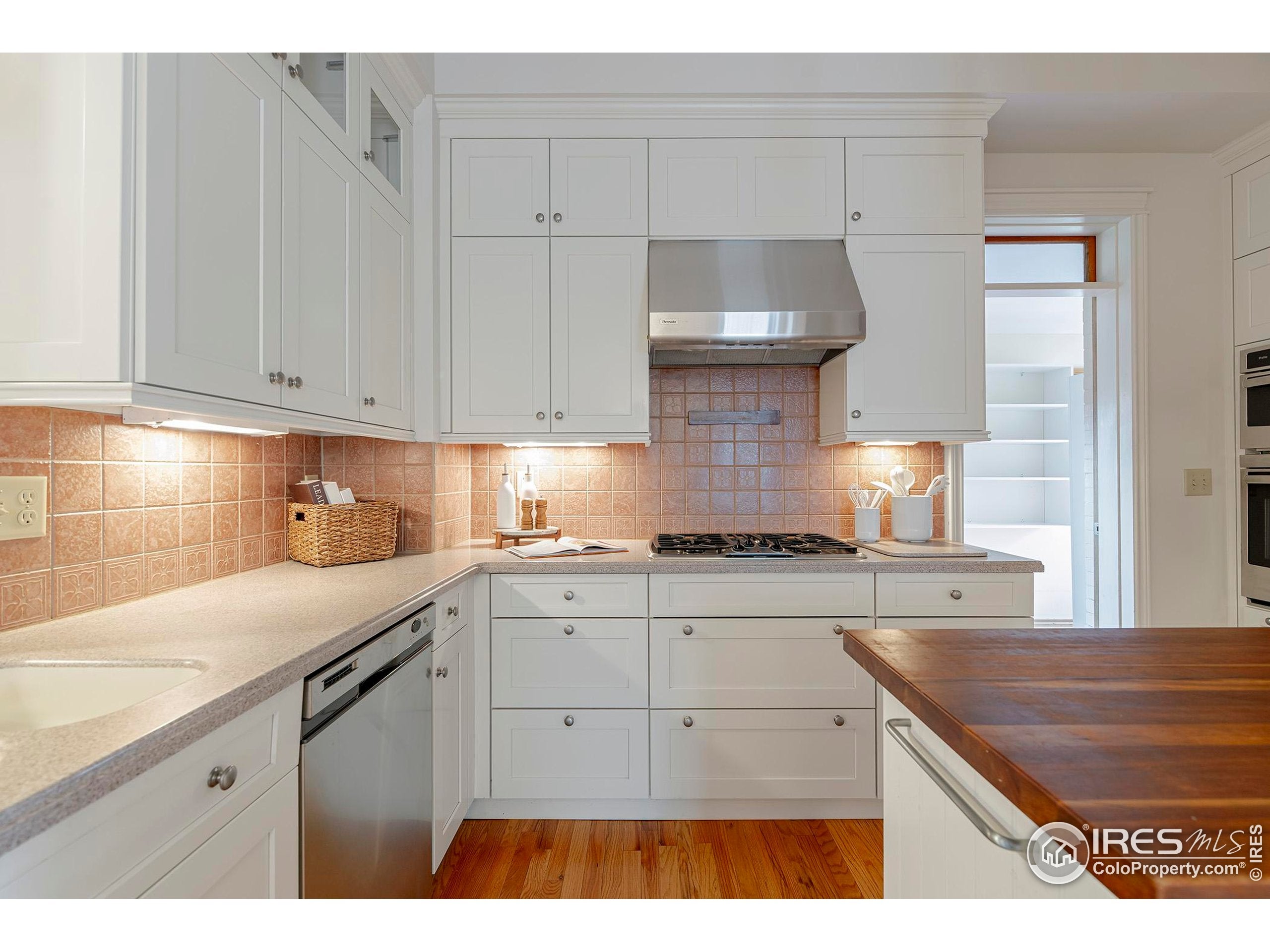 Boulder, Colorado, 80304, United States, 4 Bedrooms Bedrooms, ,3 BathroomsBathrooms,Residential,Active,1997628