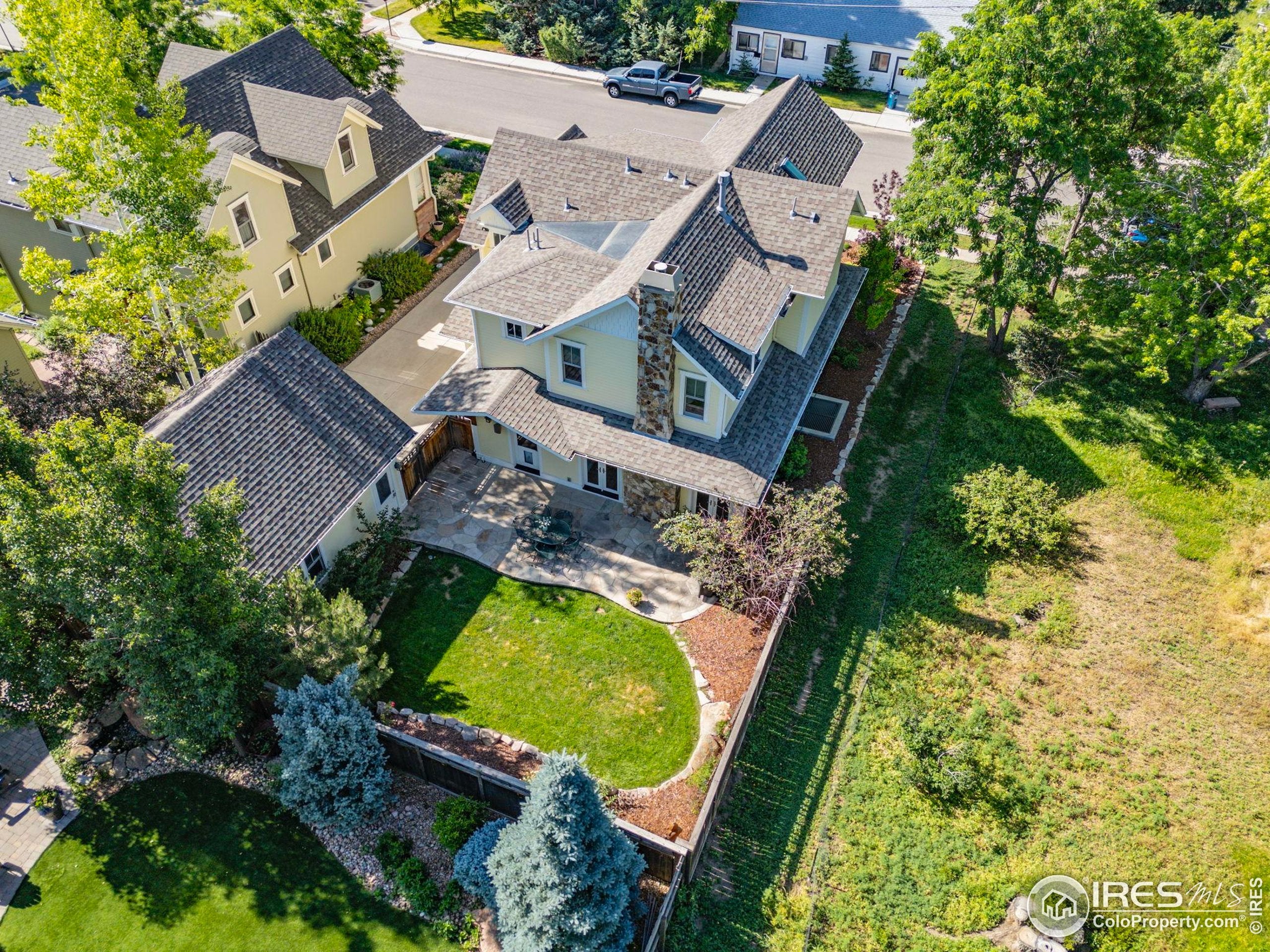 Louisville, Colorado, 80027, United States, 4 Bedrooms Bedrooms, ,5 BathroomsBathrooms,Residential,Active,1764452