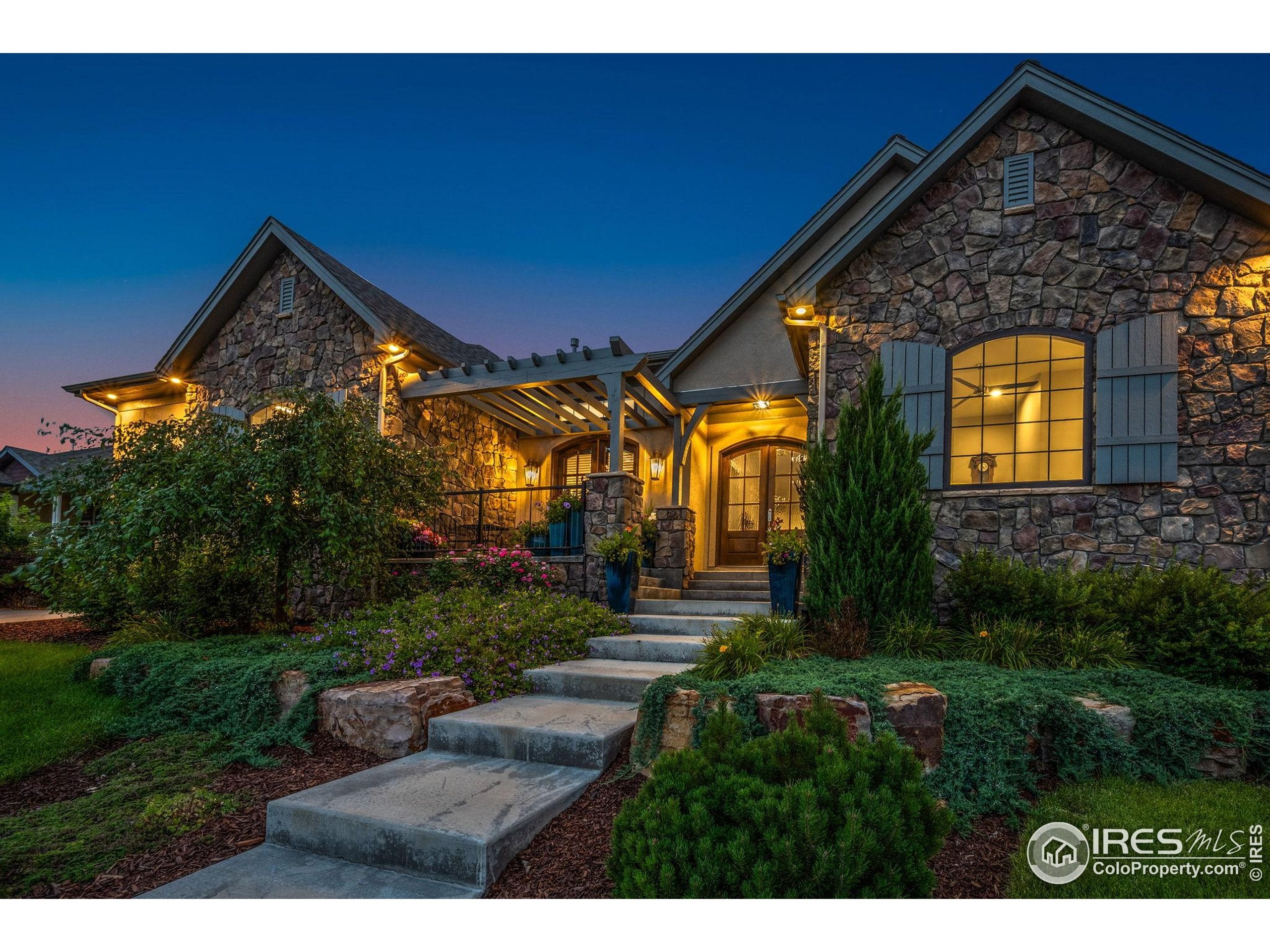 Windsor, Colorado, 80550, United States, 4 Bedrooms Bedrooms, ,6 BathroomsBathrooms,Residential,Active,1894785