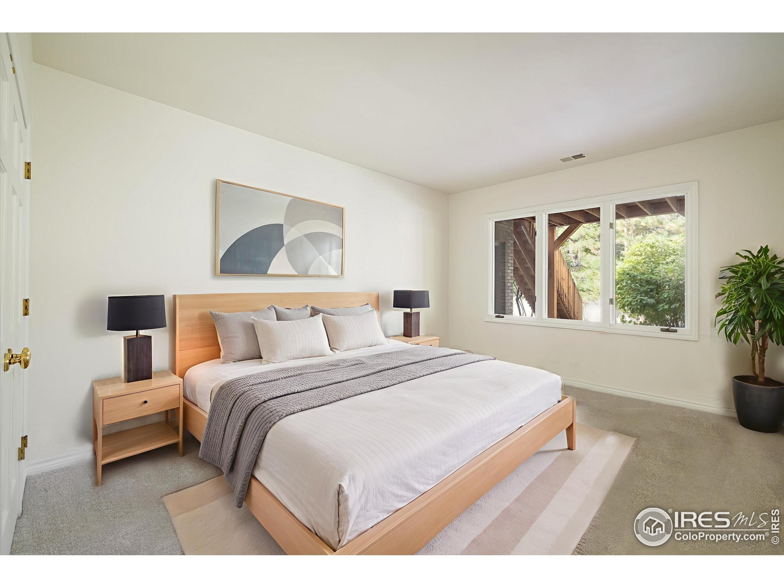 Lafayette, Colorado, 80026, United States, 4 Bedrooms Bedrooms, ,3 BathroomsBathrooms,Residential,Active,1959544