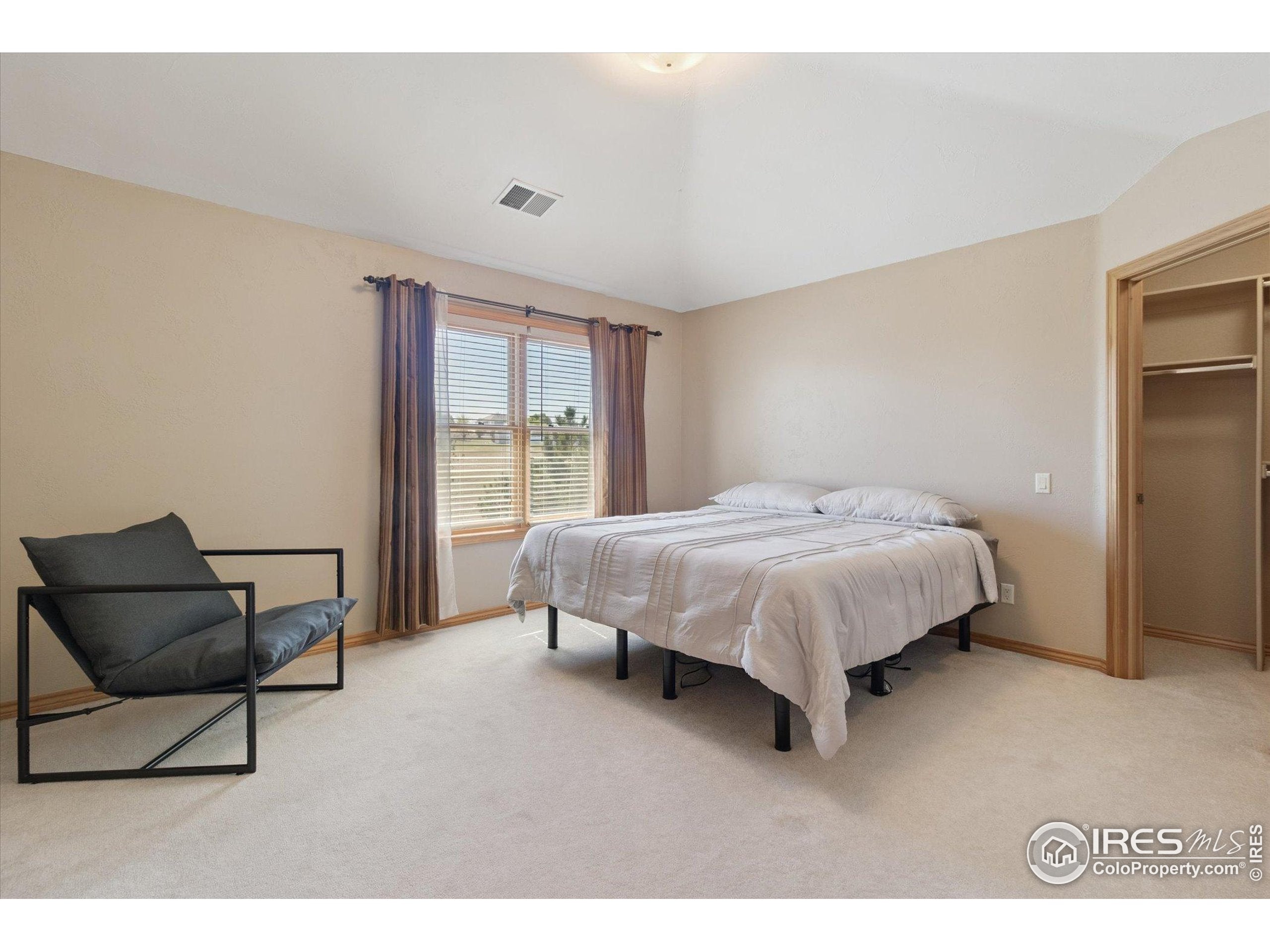 Brighton, Colorado, 80602, United States, 4 Bedrooms Bedrooms, ,4 BathroomsBathrooms,Residential,Active,1952465