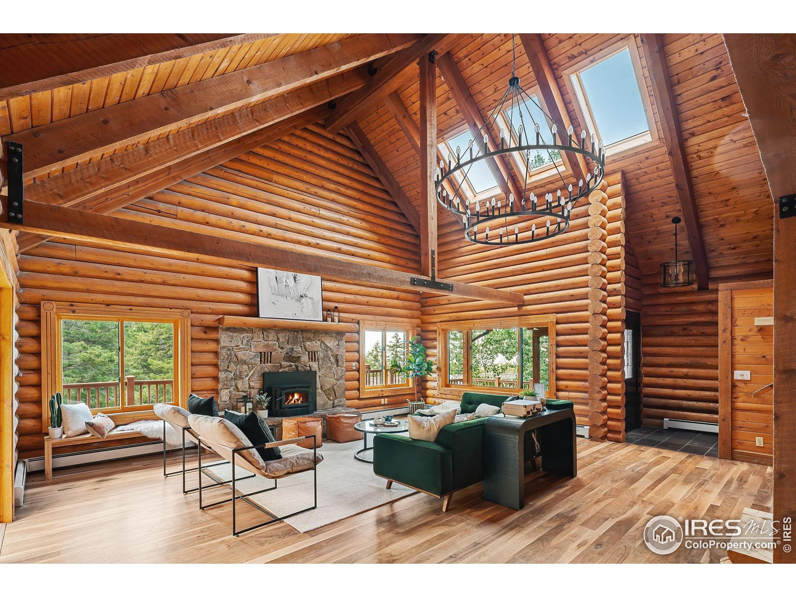 Boulder, Colorado, 80302, United States, 4 Bedrooms Bedrooms, ,4 BathroomsBathrooms,Residential,Active,1997631