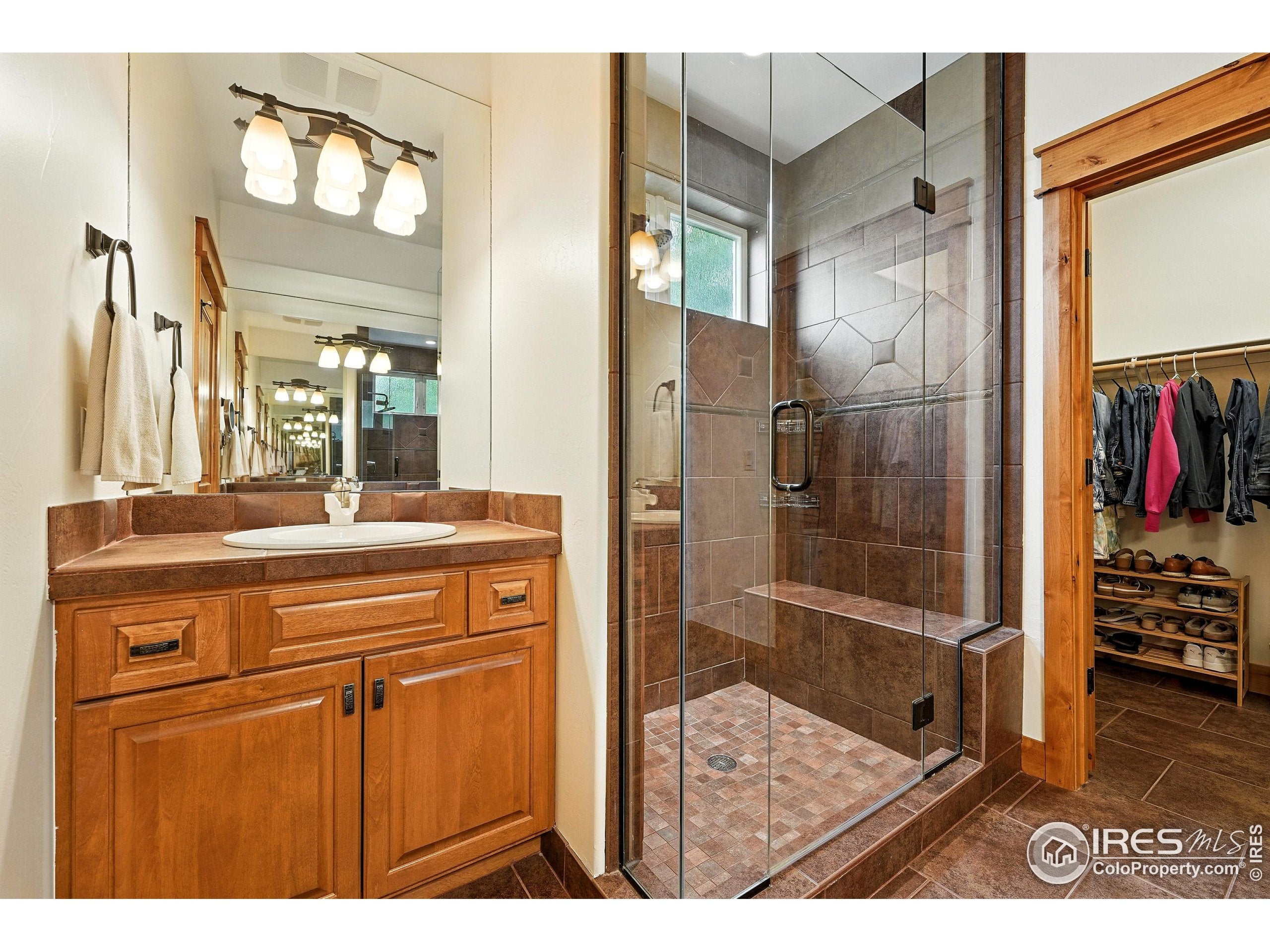 Boulder, Colorado, 80304, United States, 5 Bedrooms Bedrooms, ,4 BathroomsBathrooms,Residential,Active,1997632