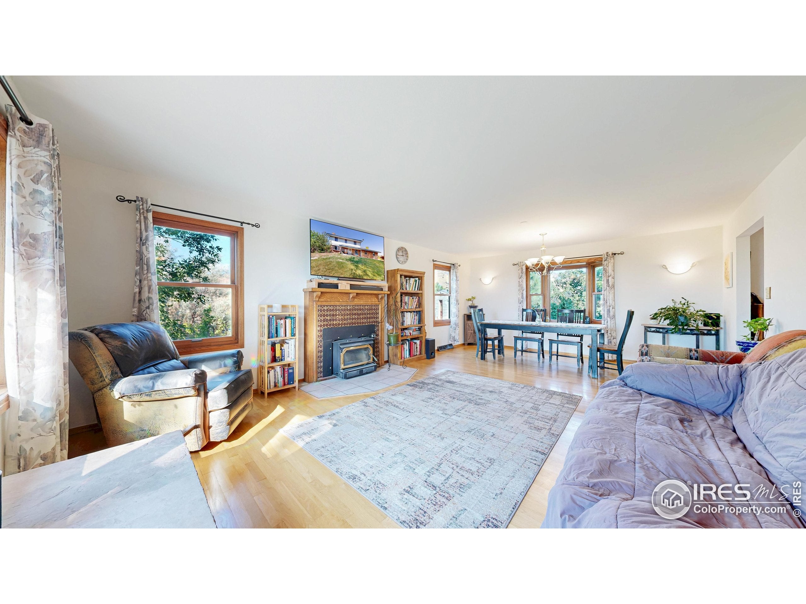 Berthoud, Colorado, 80513, United States, 5 Bedrooms Bedrooms, ,4 BathroomsBathrooms,Residential,Active,1914590