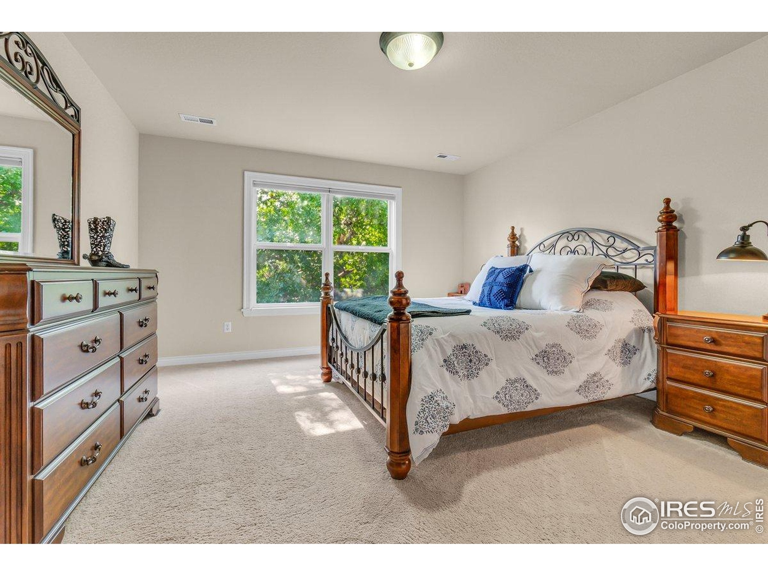 Fort Collins, Colorado, 80525, United States, 5 Bedrooms Bedrooms, ,5 BathroomsBathrooms,Residential,Active,1909082