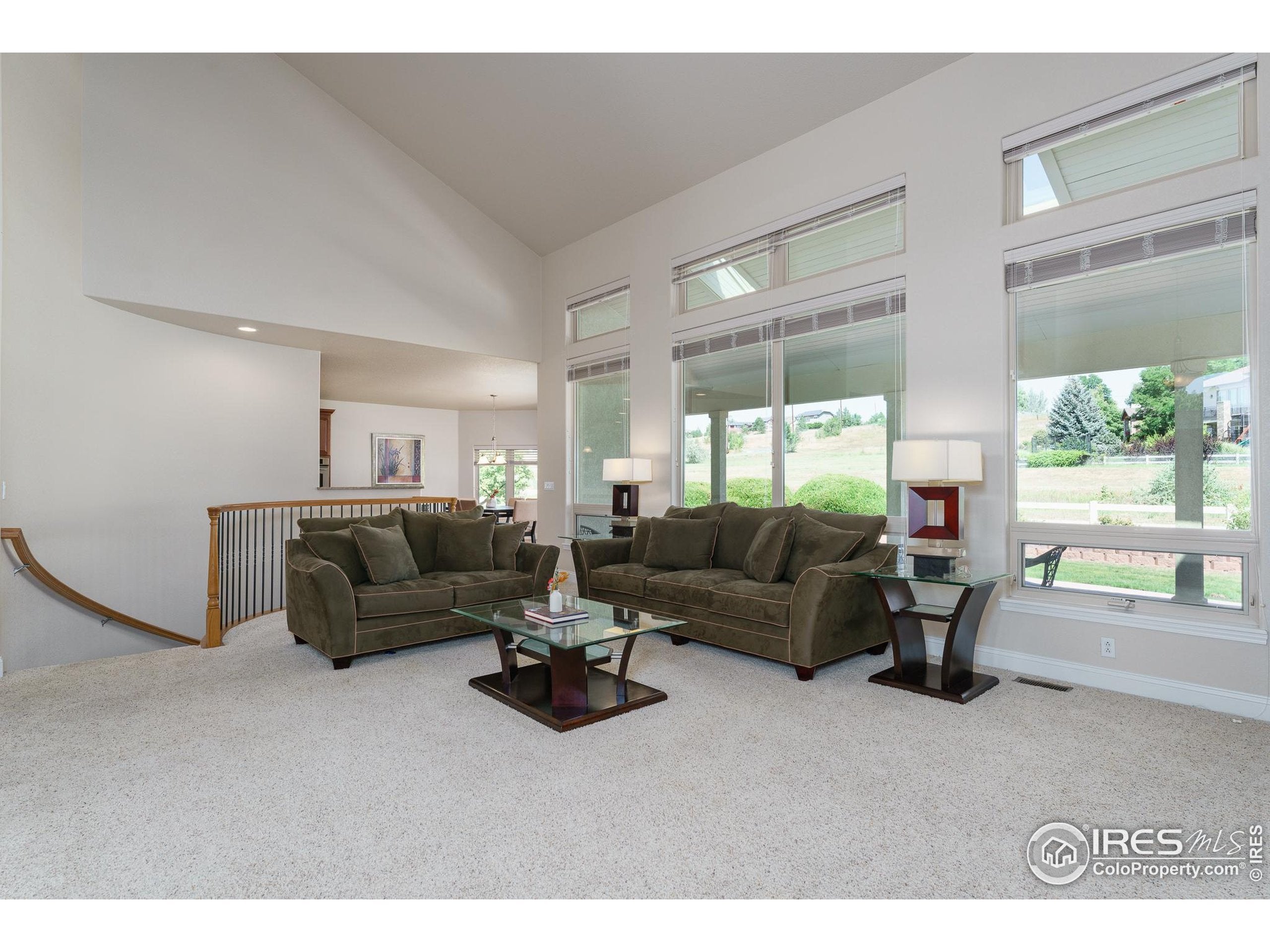 Arvada, Colorado, 80005, United States, 4 Bedrooms Bedrooms, ,4 BathroomsBathrooms,Residential,Active,1922299