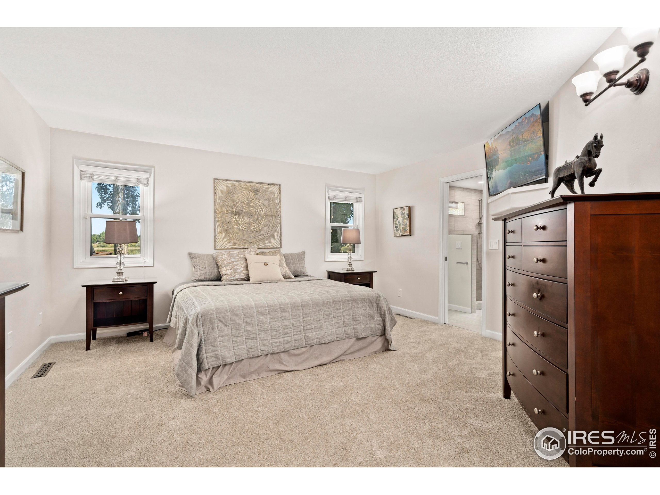 Loveland, Colorado, 80538, United States, 5 Bedrooms Bedrooms, ,3 BathroomsBathrooms,Residential,Active,1904189