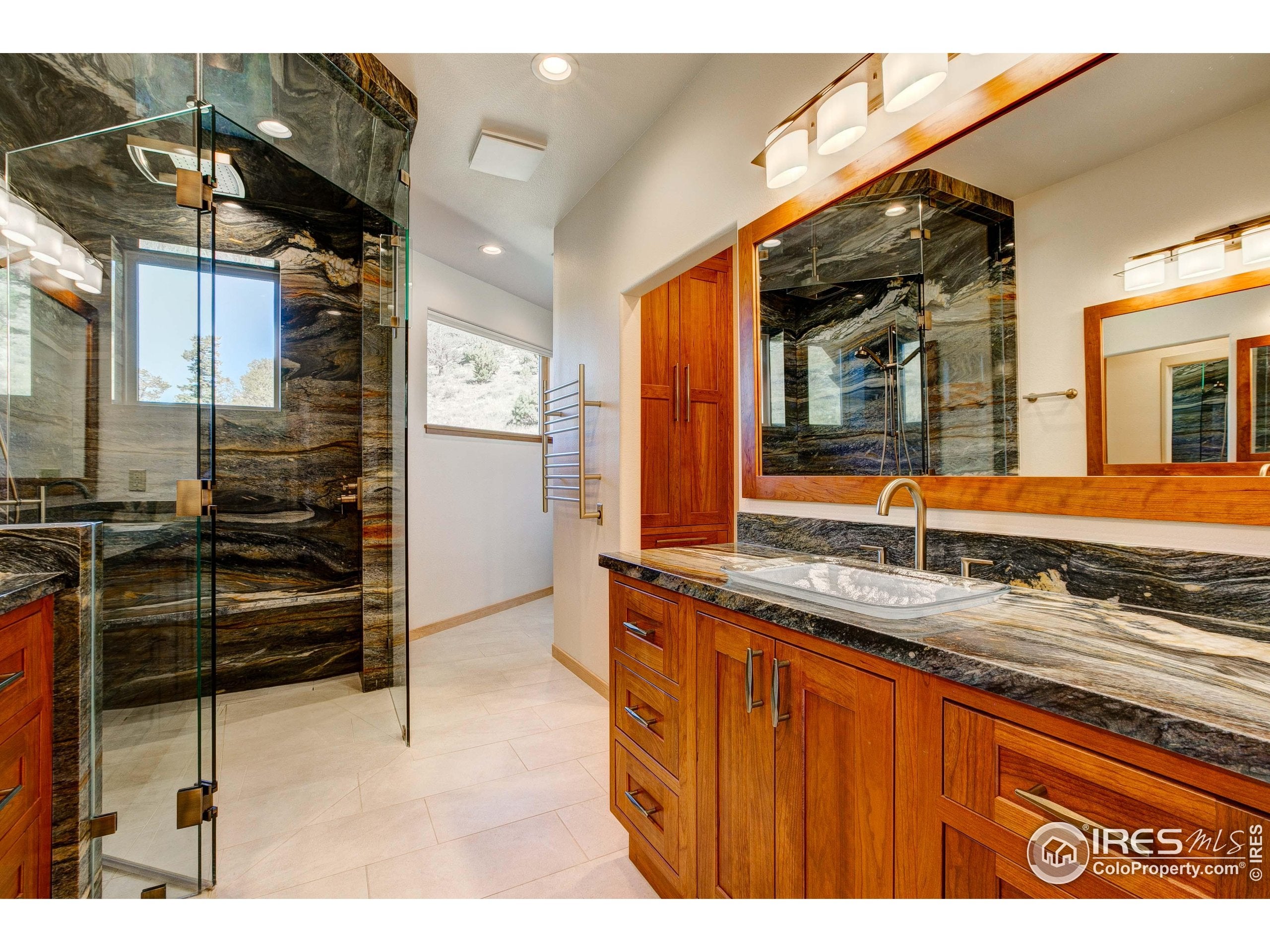 Estes Park, Colorado, 80517, United States, 6 Bedrooms Bedrooms, ,6 BathroomsBathrooms,Residential,Active,1952470