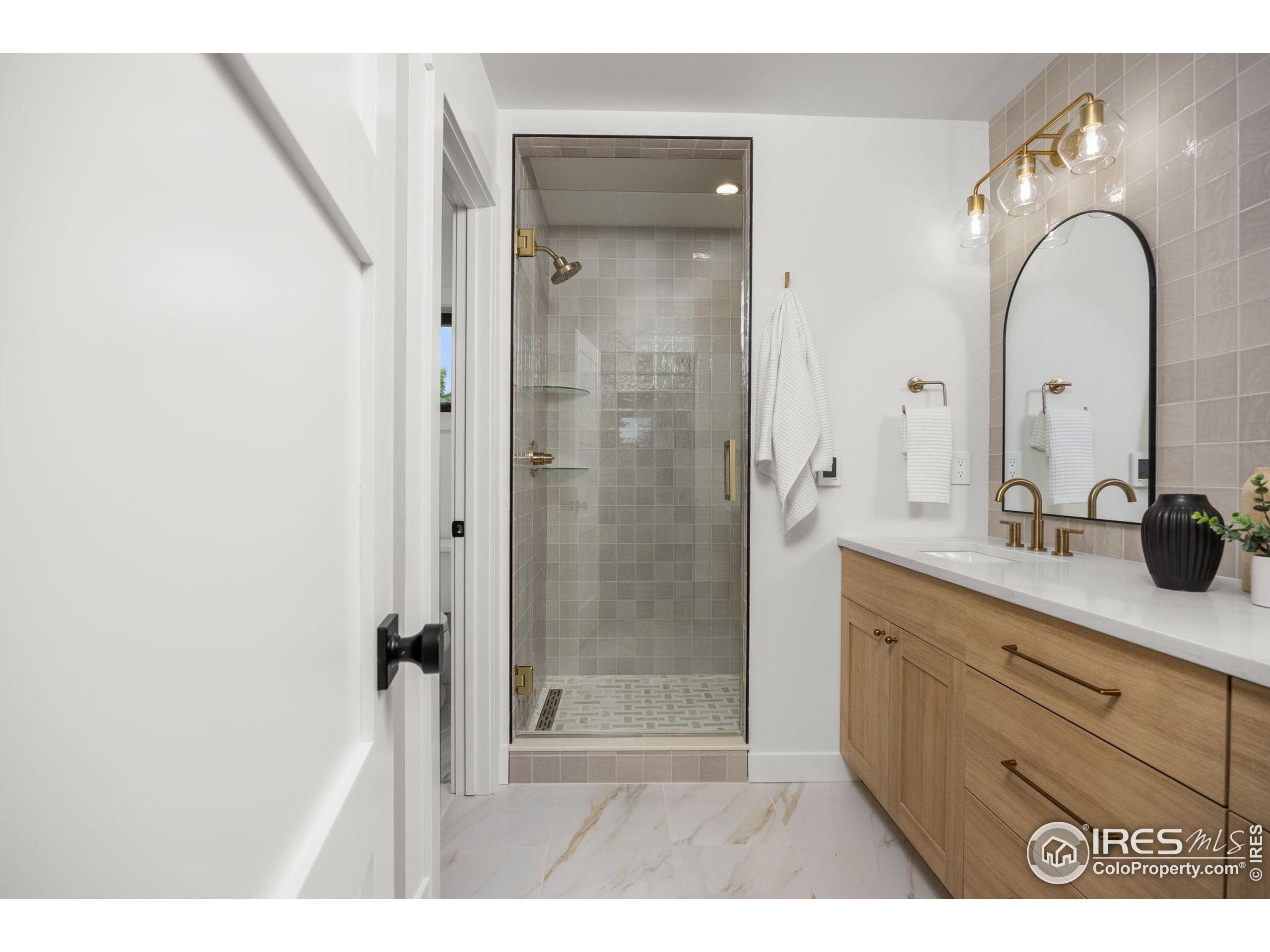 Louisville, Colorado, 80027, United States, 6 Bedrooms Bedrooms, ,4 BathroomsBathrooms,Residential,Active,1903214