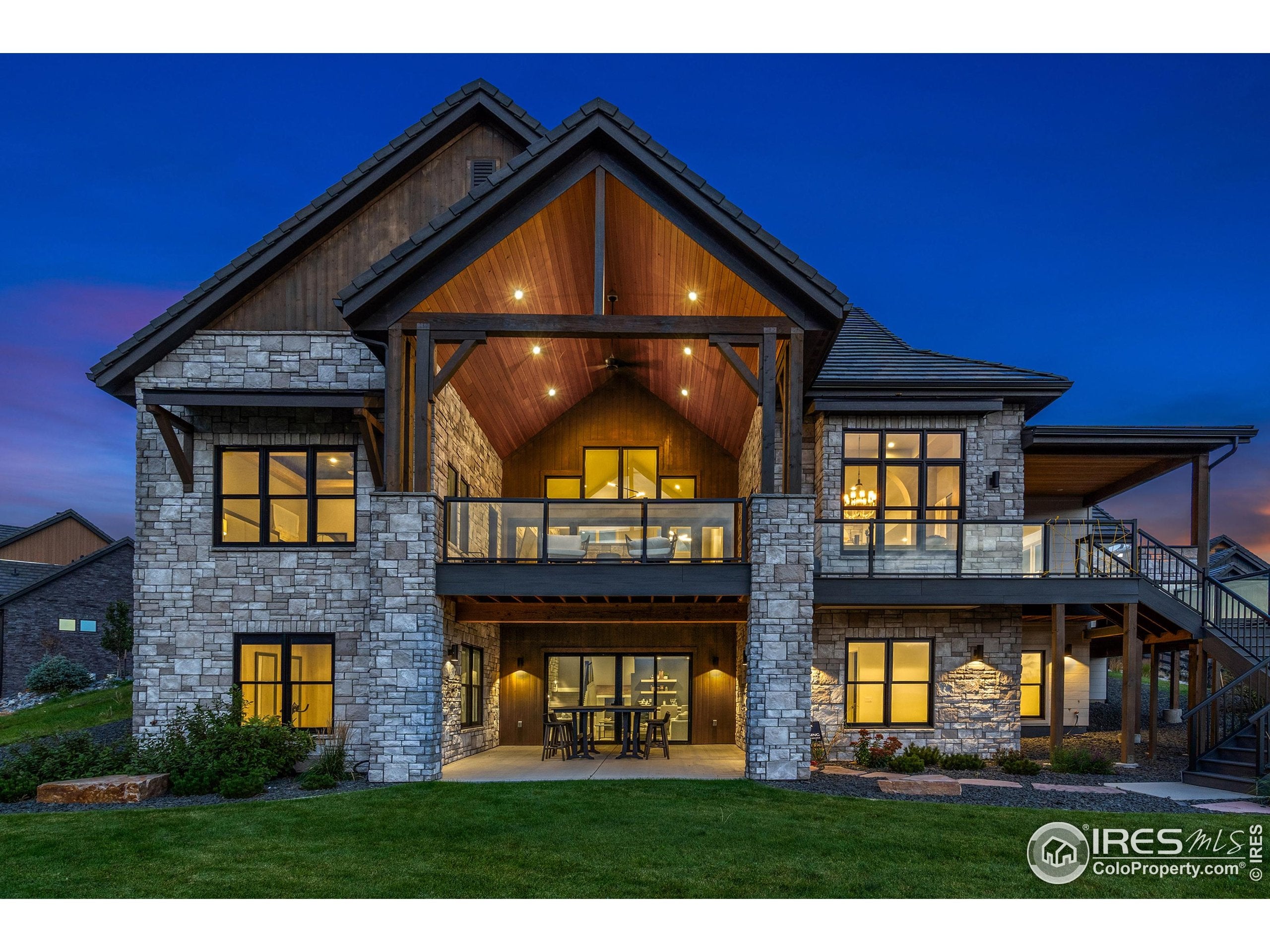 Berthoud, Colorado, 80513, United States, 4 Bedrooms Bedrooms, ,8 BathroomsBathrooms,Residential,Active,2012195