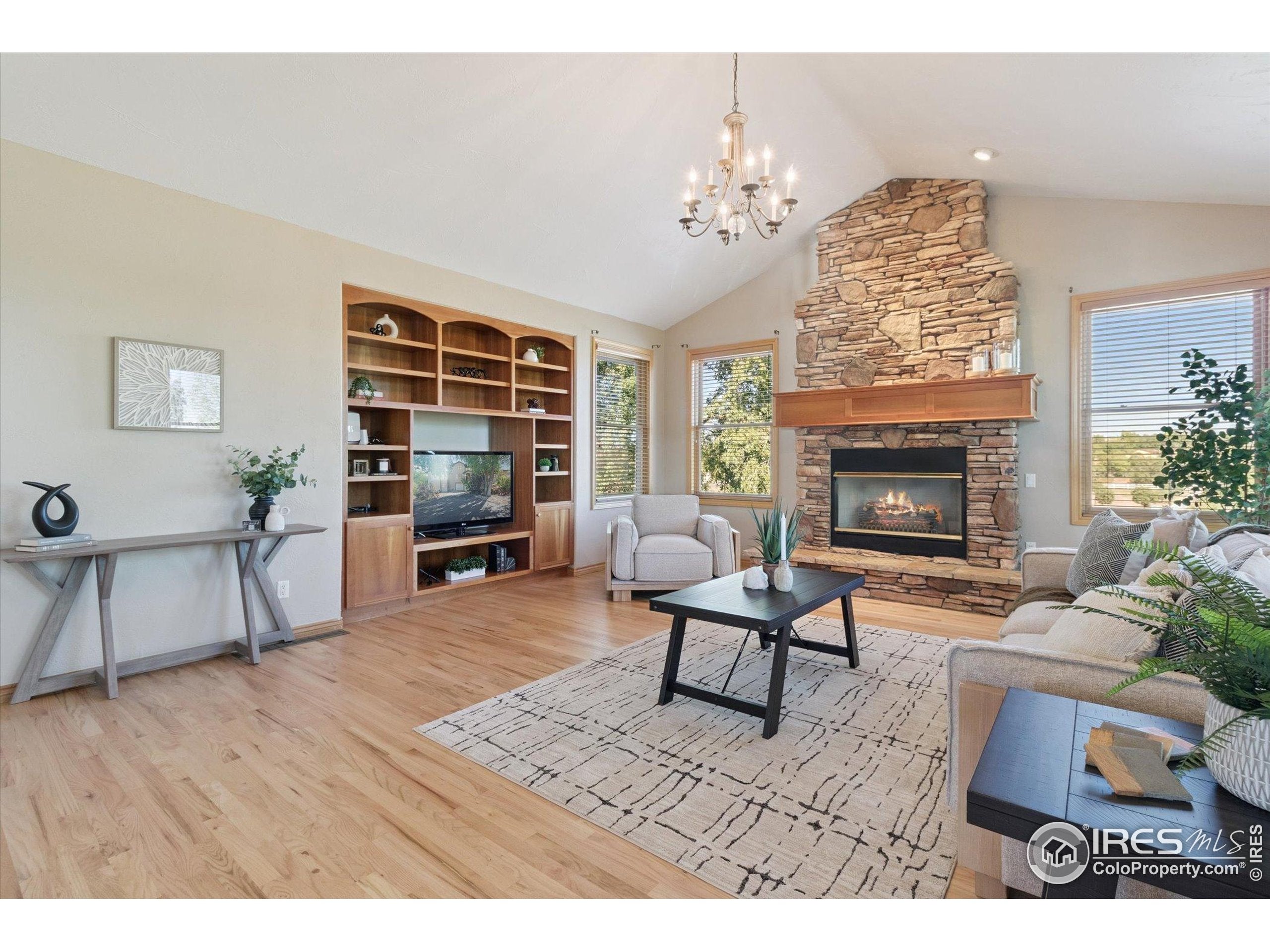 Brighton, Colorado, 80602, United States, 4 Bedrooms Bedrooms, ,4 BathroomsBathrooms,Residential,Active,1952465