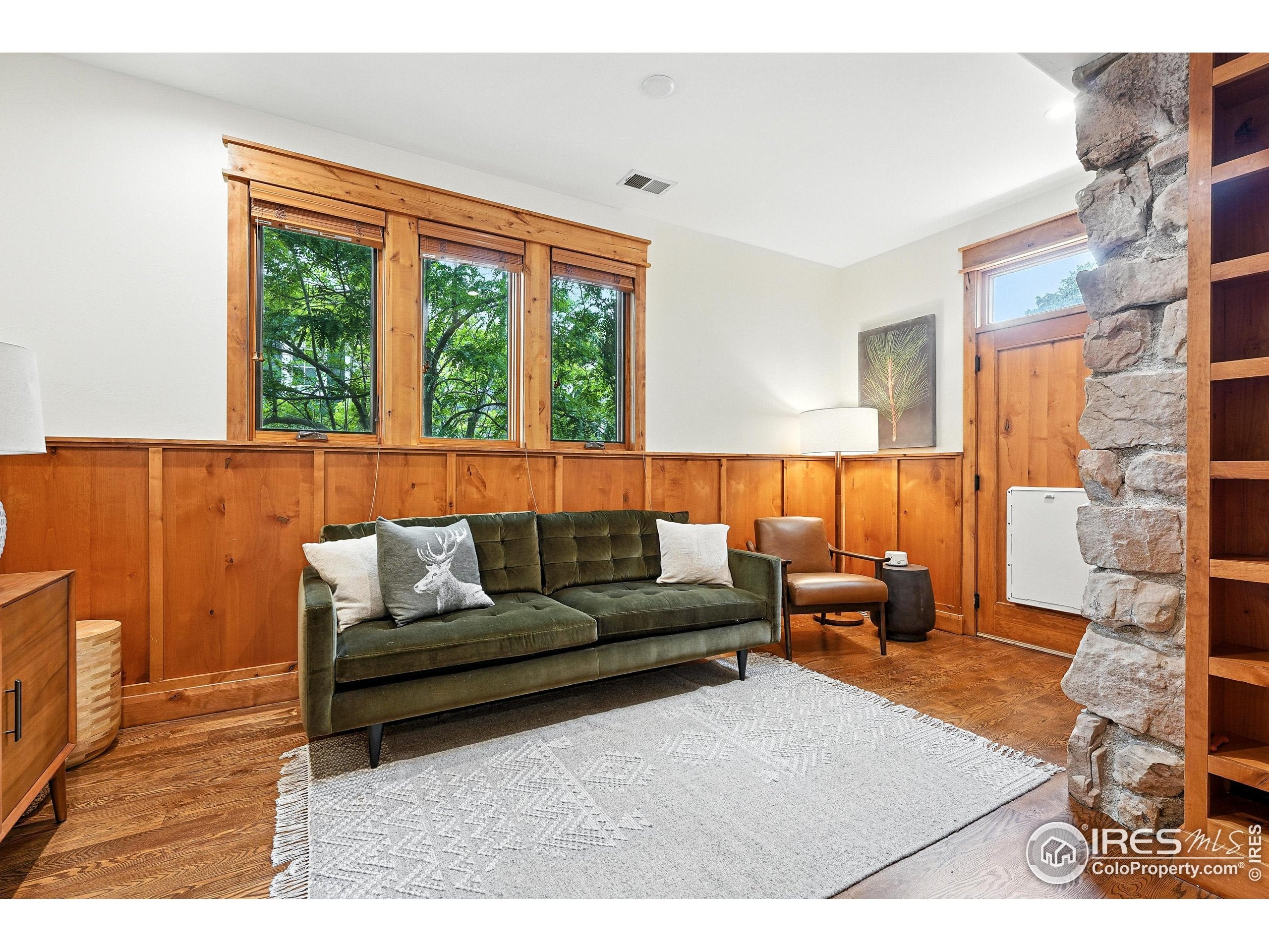 Boulder, Colorado, 80304, United States, 5 Bedrooms Bedrooms, ,4 BathroomsBathrooms,Residential,Active,1997632