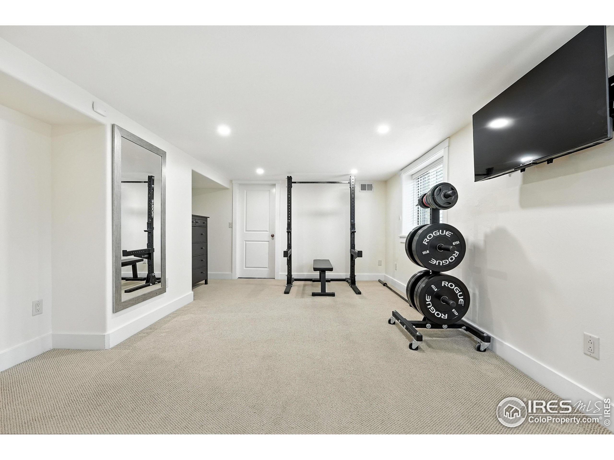 Boulder, Colorado, 80304, United States, 5 Bedrooms Bedrooms, ,4 BathroomsBathrooms,Residential,Active,1997632