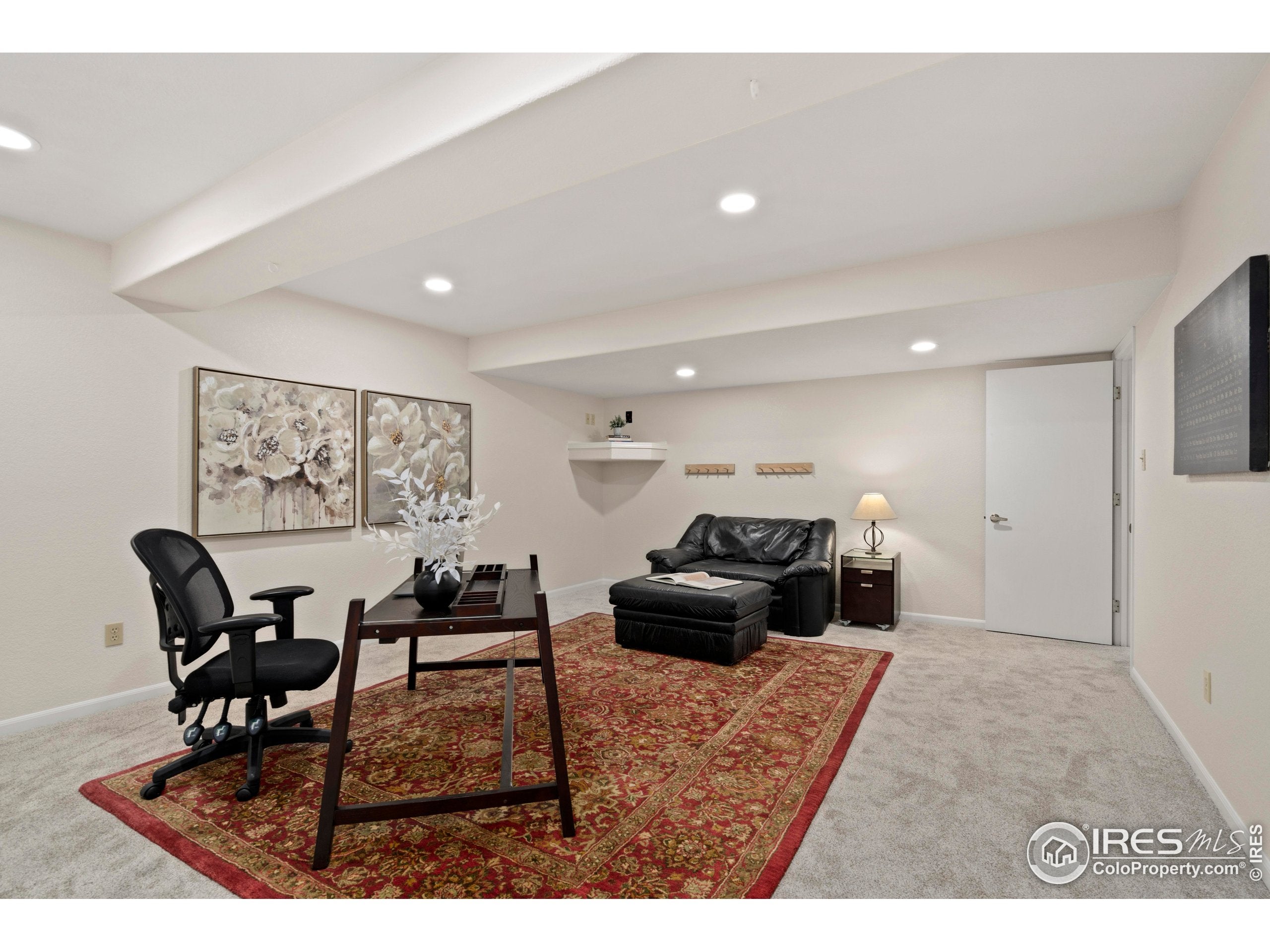 Loveland, Colorado, 80538, United States, 5 Bedrooms Bedrooms, ,3 BathroomsBathrooms,Residential,Active,1904189