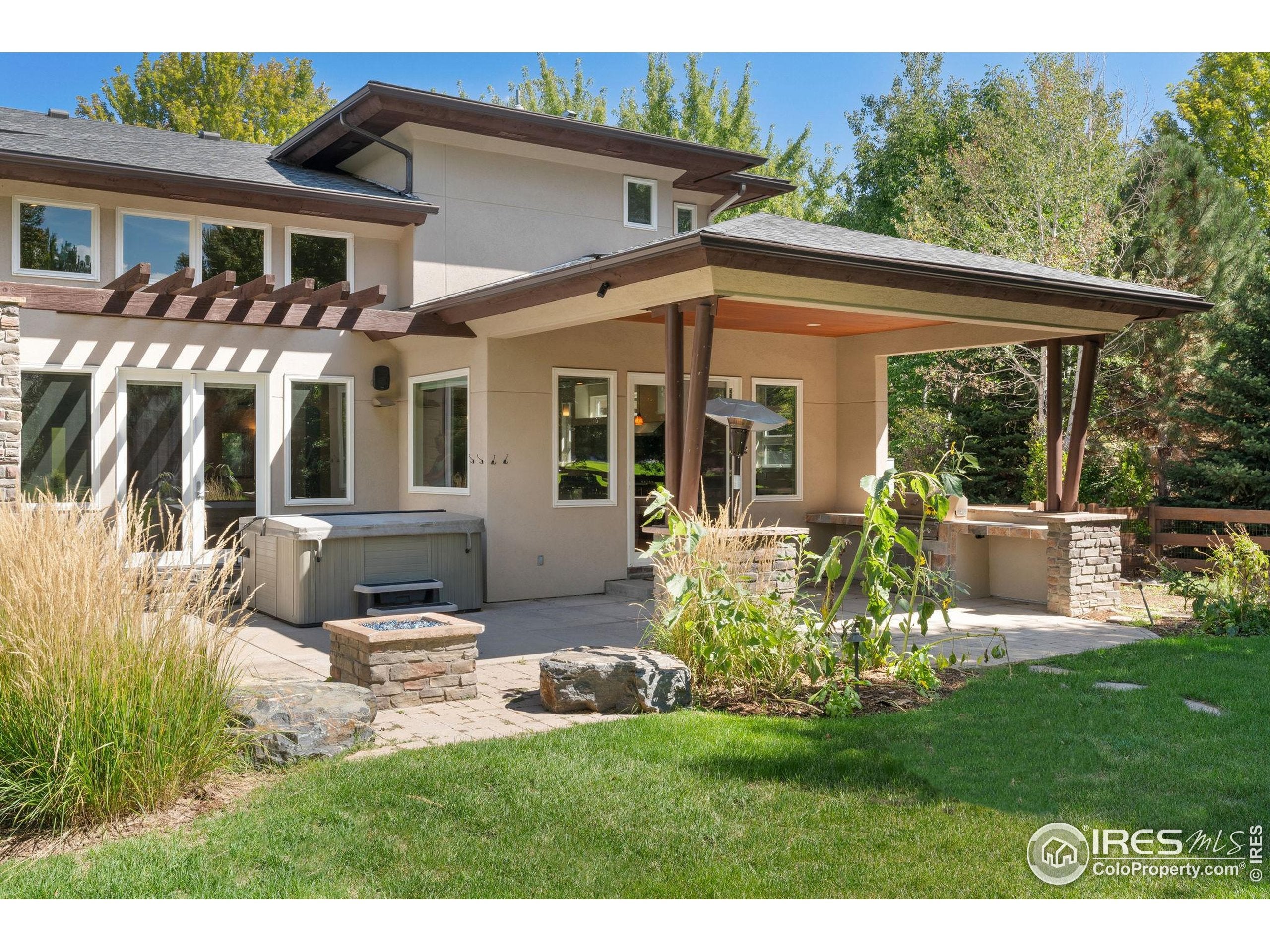 Lafayette, Colorado, 80026, United States, 6 Bedrooms Bedrooms, ,5 BathroomsBathrooms,Residential,Active,1945353