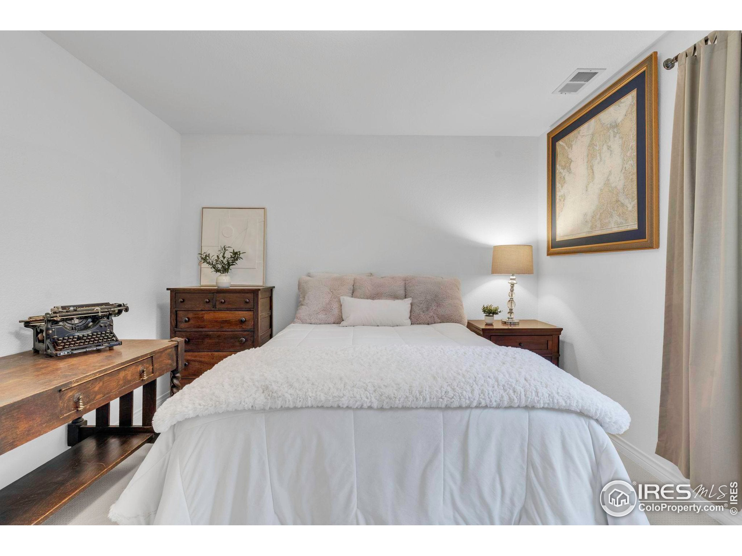 Louisville, Colorado, 80027, United States, 4 Bedrooms Bedrooms, ,4 BathroomsBathrooms,Residential,Active,1821969