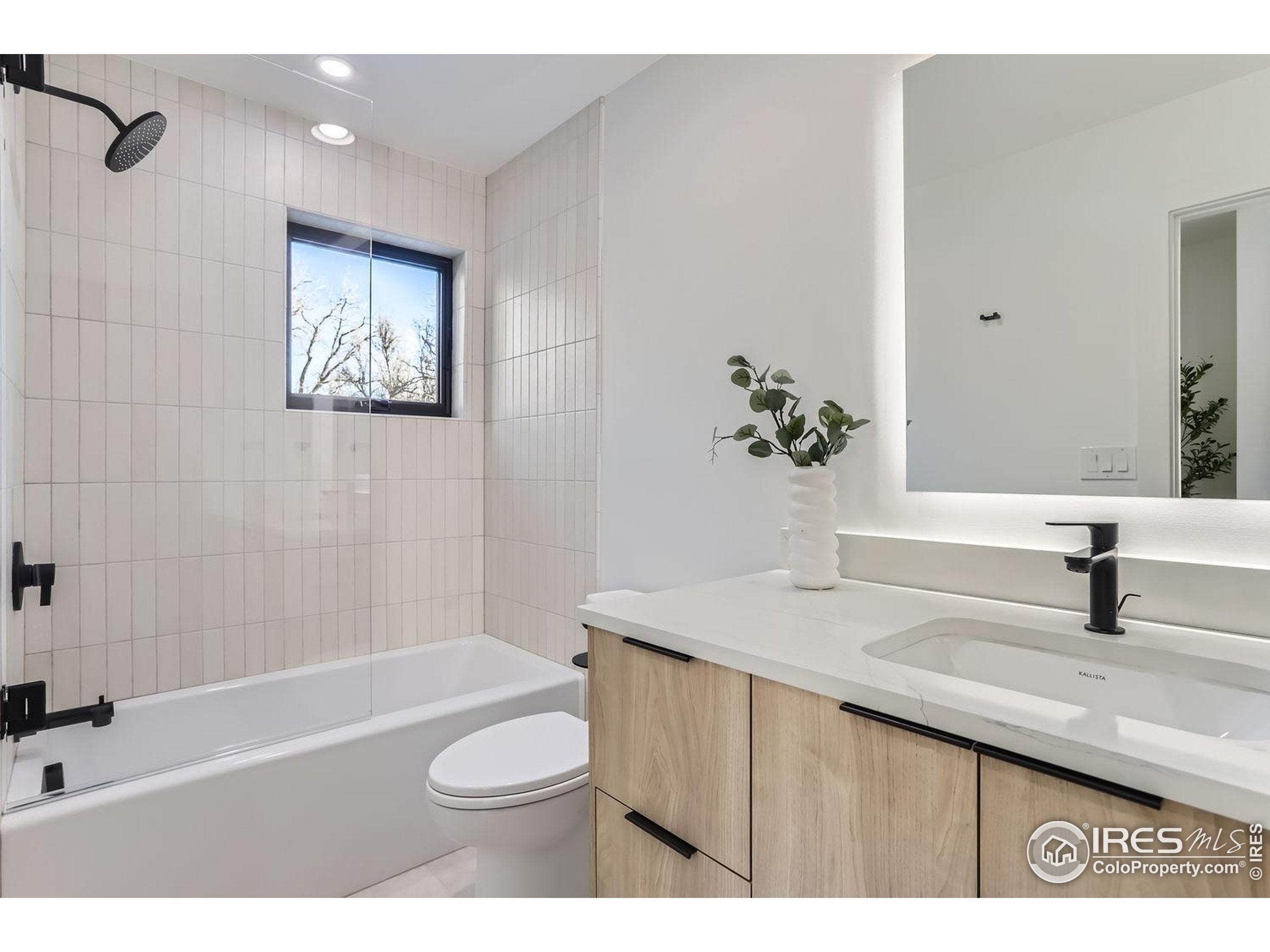 Boulder, Colorado, 80304, United States, 4 Bedrooms Bedrooms, ,4 BathroomsBathrooms,Residential,Active,2002331