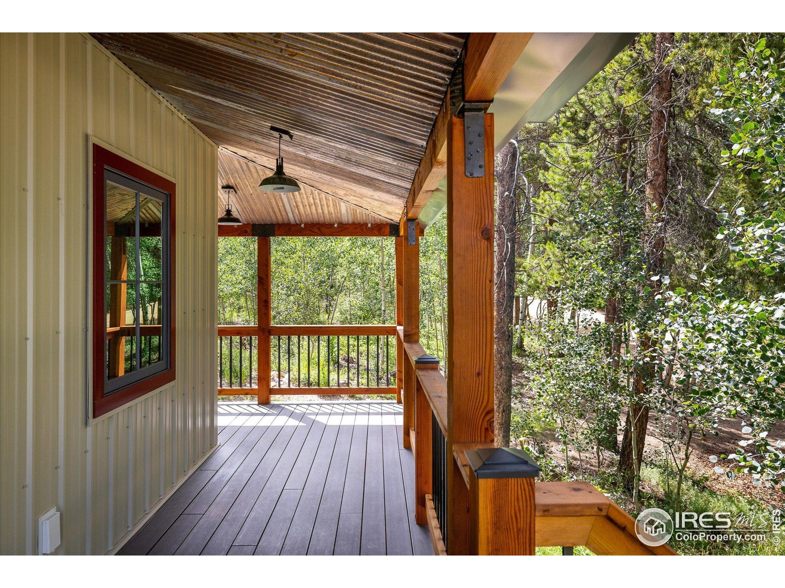 Golden, Colorado, 80403, United States, ,3 BathroomsBathrooms,Residential,Active,1888512