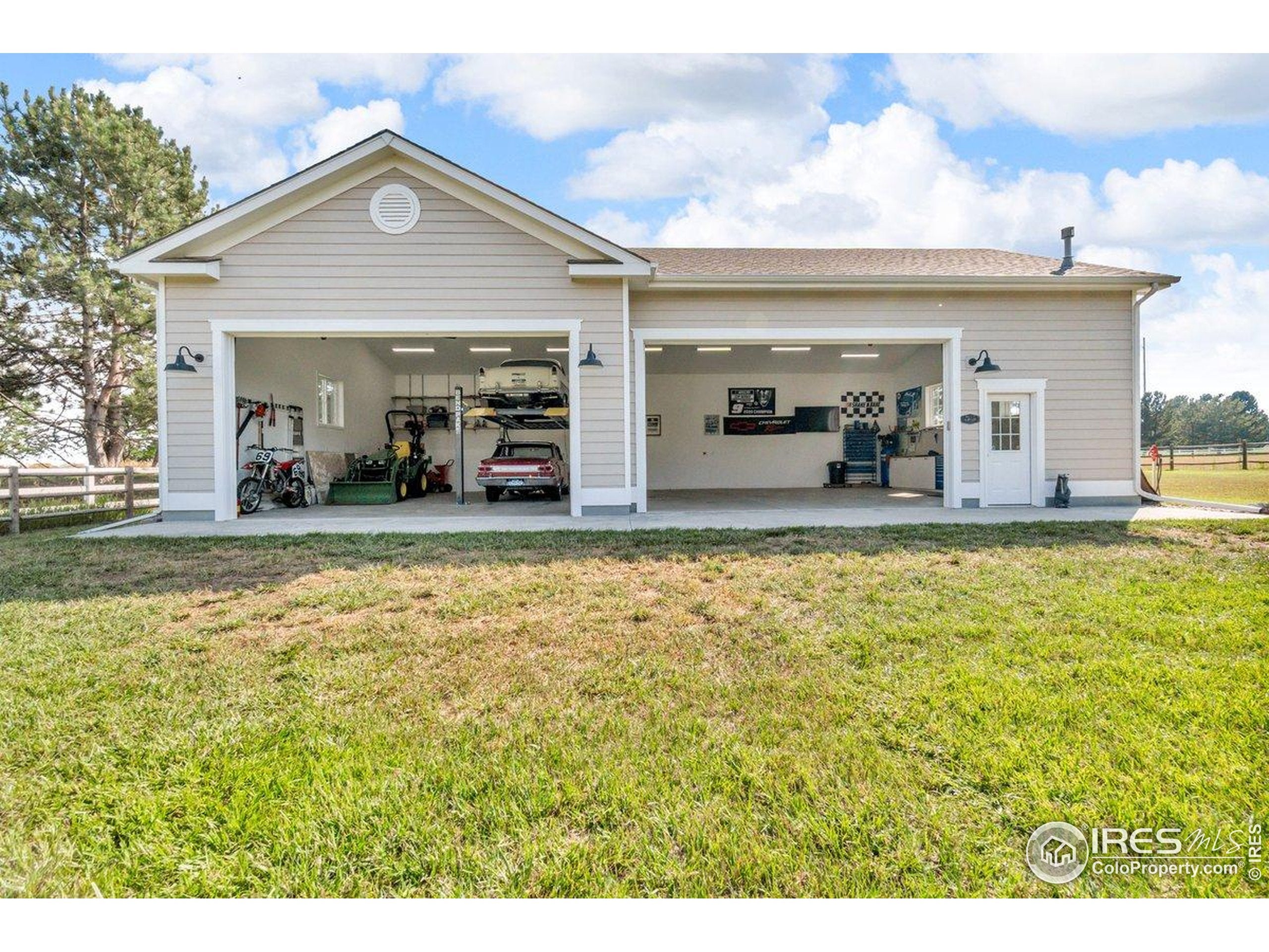 Fort Collins, Colorado, 80525, United States, 5 Bedrooms Bedrooms, ,5 BathroomsBathrooms,Residential,Active,1909082