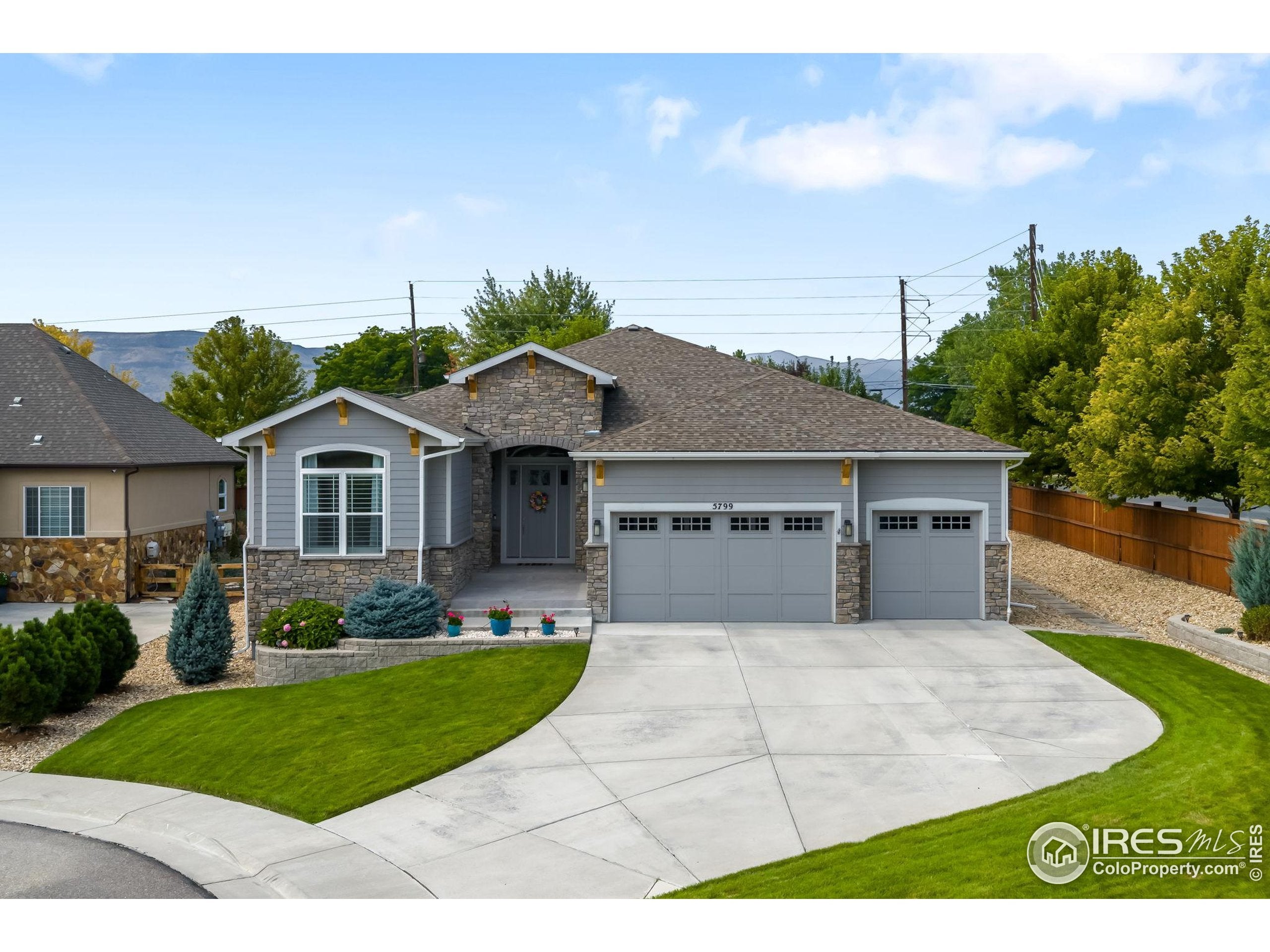 Golden, Colorado, 80403, United States, 5 Bedrooms Bedrooms, ,4 BathroomsBathrooms,Residential,Active,1945502