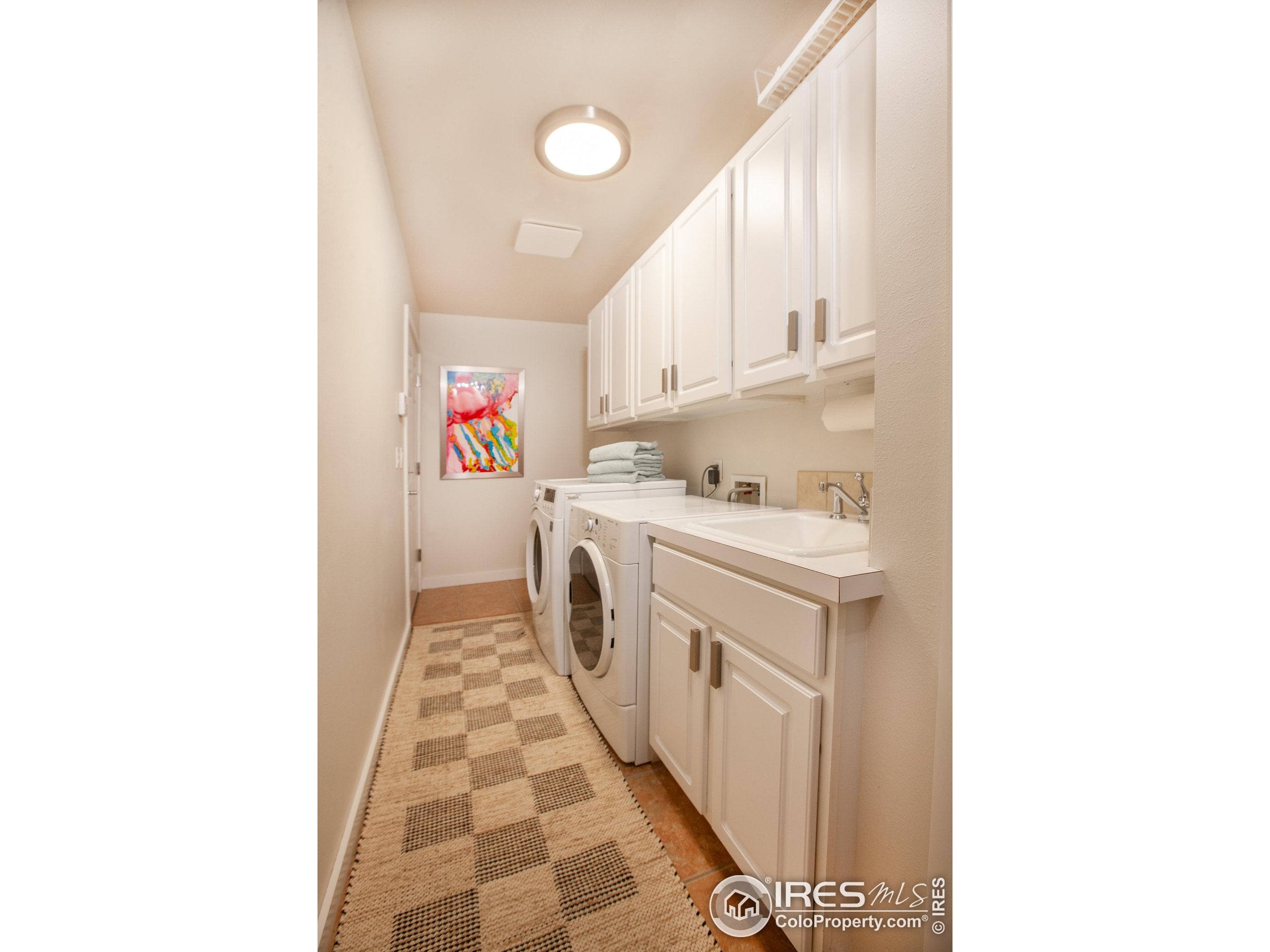 Boulder, Colorado, 80304, United States, 3 Bedrooms Bedrooms, ,3 BathroomsBathrooms,Residential,Active,1997638