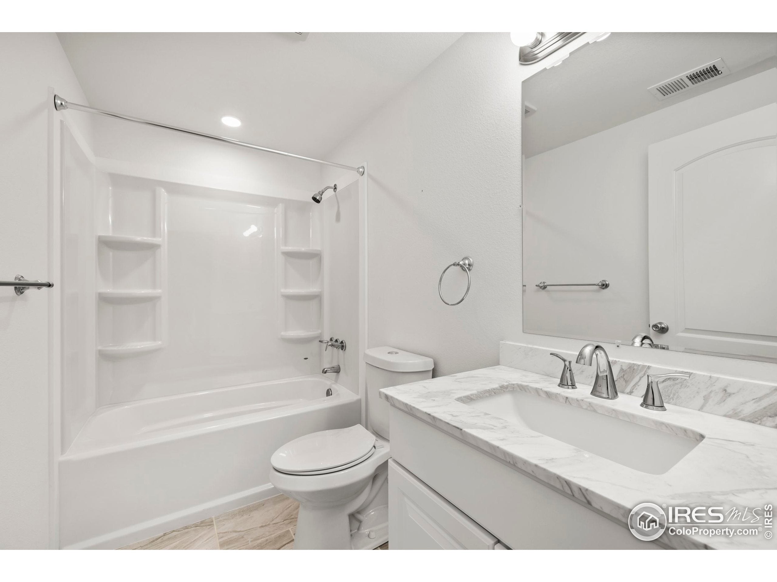 Wellington, Colorado, 80549, United States, 5 Bedrooms Bedrooms, ,4 BathroomsBathrooms,Residential,Active,1954368