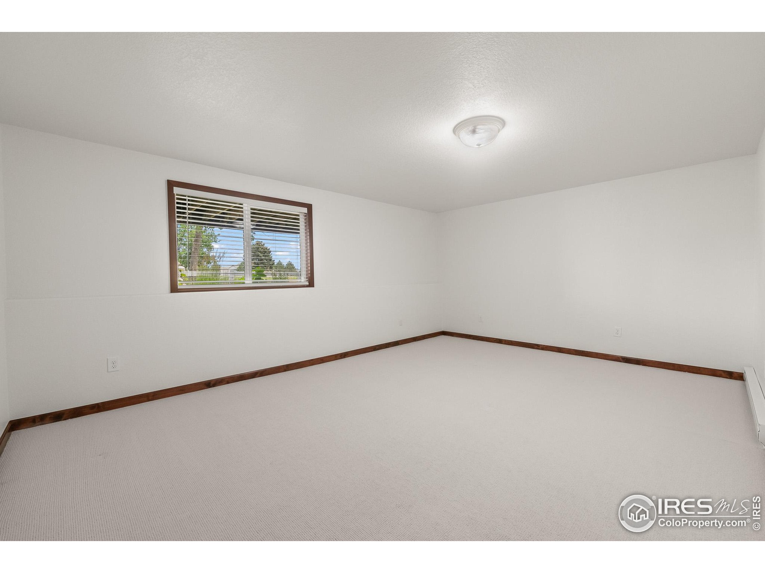 Loveland, Colorado, 80537, United States, 4 Bedrooms Bedrooms, ,3 BathroomsBathrooms,Residential,Active,1922280