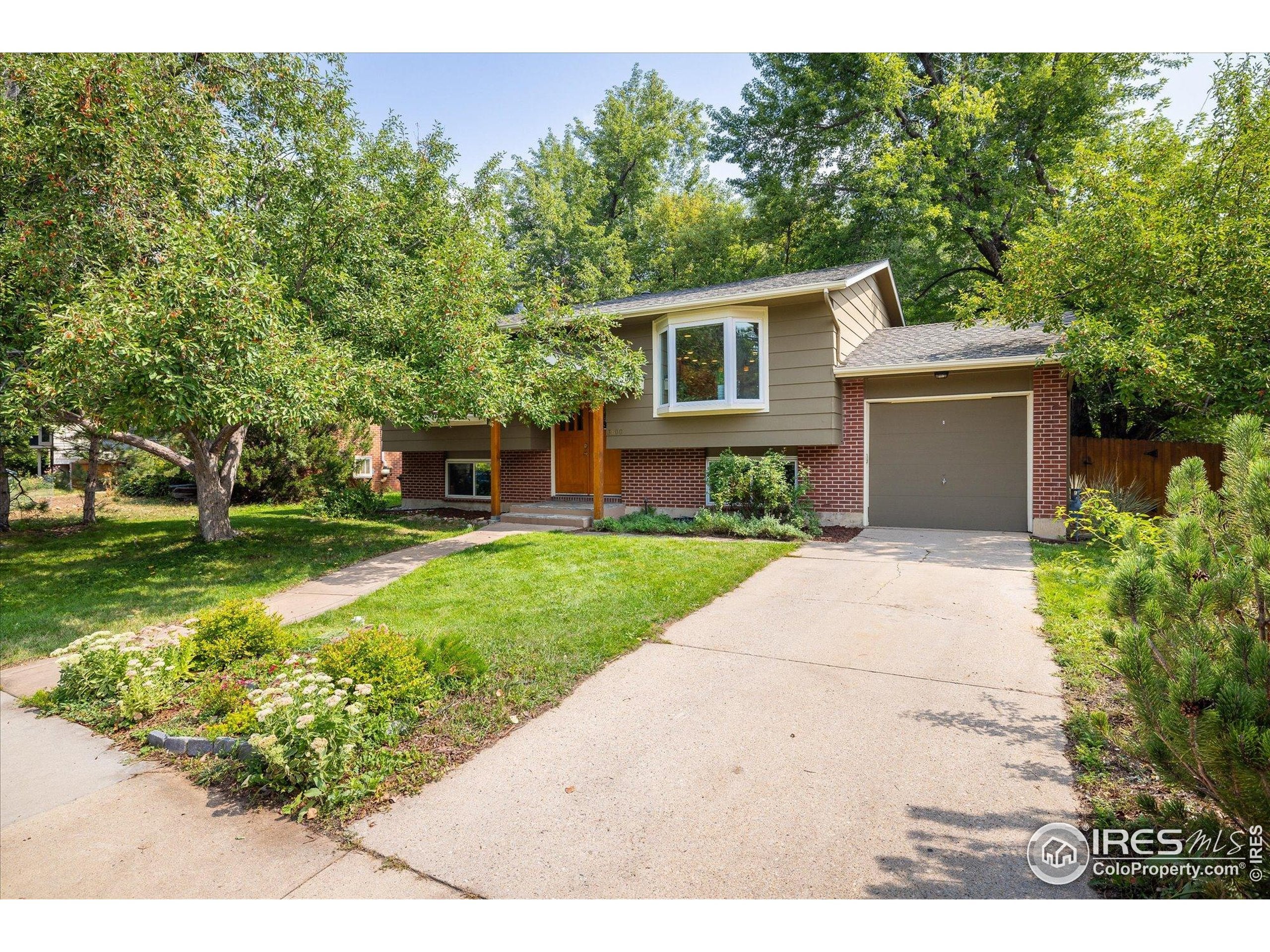 Boulder, Colorado, 80304, United States, 3 Bedrooms Bedrooms, ,2 BathroomsBathrooms,Residential,Active,1943829