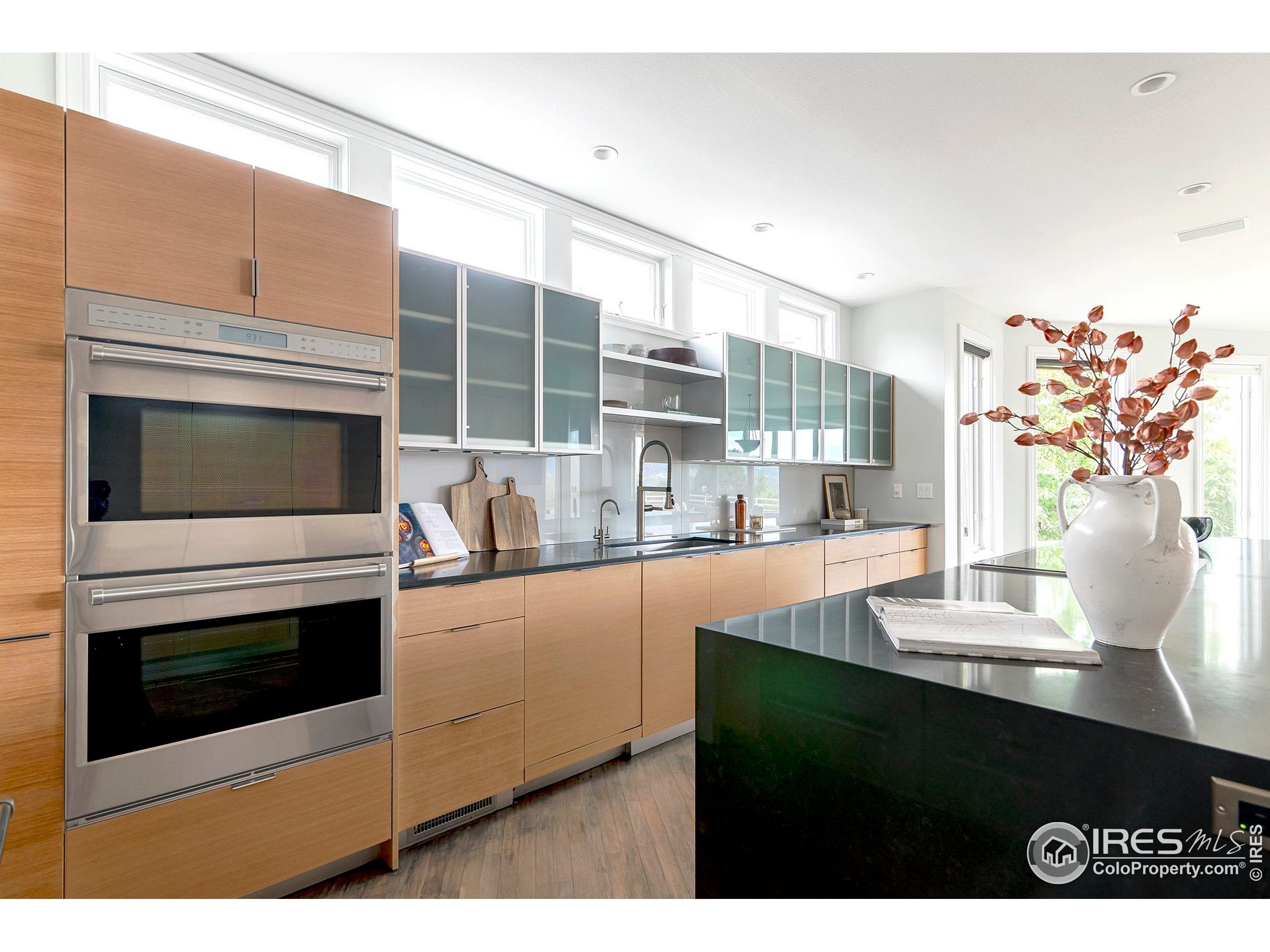 Boulder, Colorado, 80304, United States, 5 Bedrooms Bedrooms, ,7 BathroomsBathrooms,Residential,Active,1997581