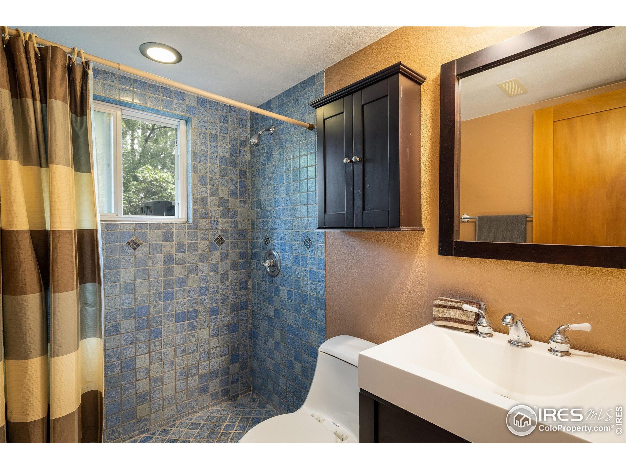 Boulder, Colorado, 80304, United States, 3 Bedrooms Bedrooms, ,2 BathroomsBathrooms,Residential,Active,1943829