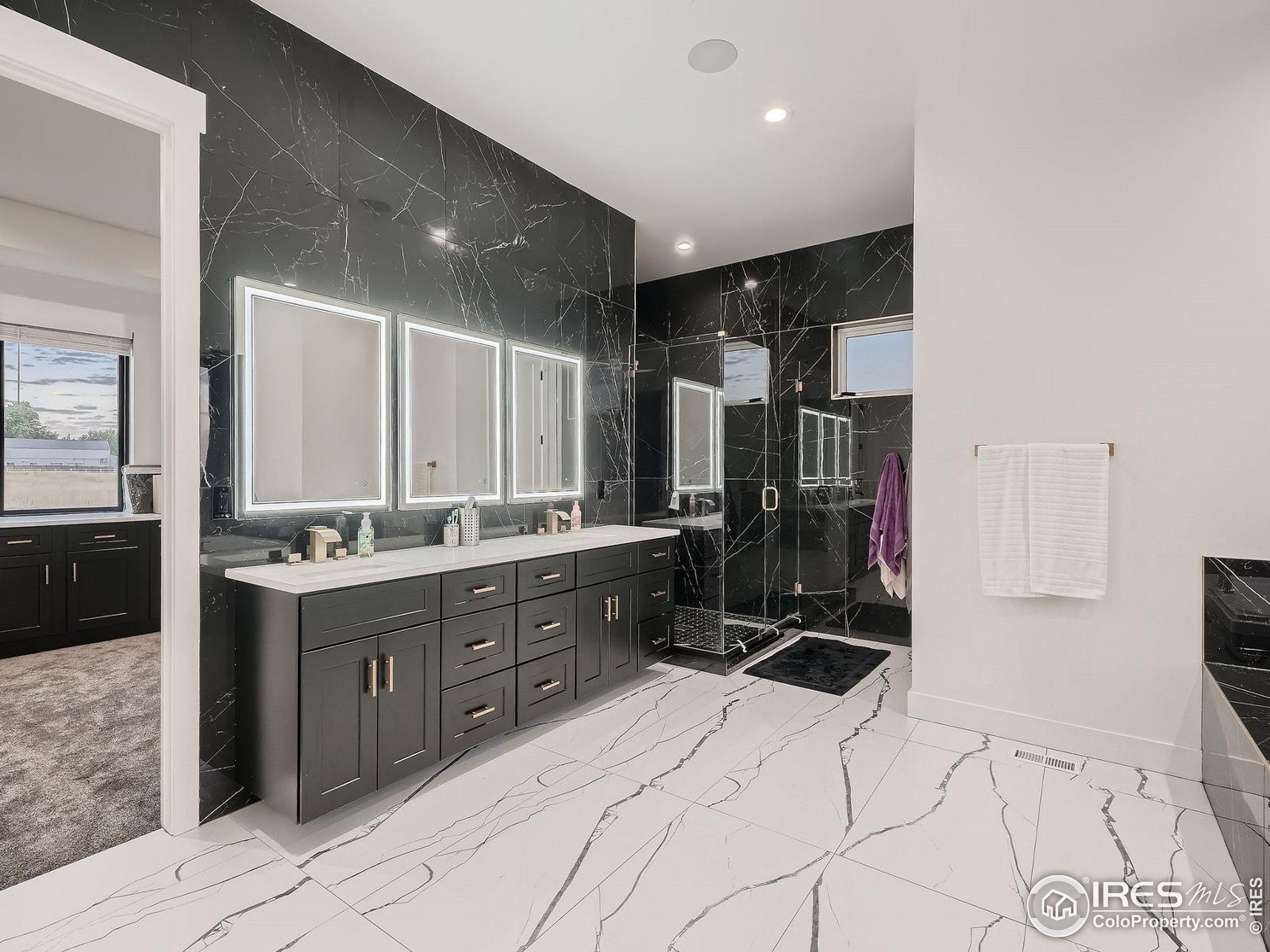 Brighton, Colorado, 80603, United States, 5 Bedrooms Bedrooms, ,5 BathroomsBathrooms,Residential,Active,1884982