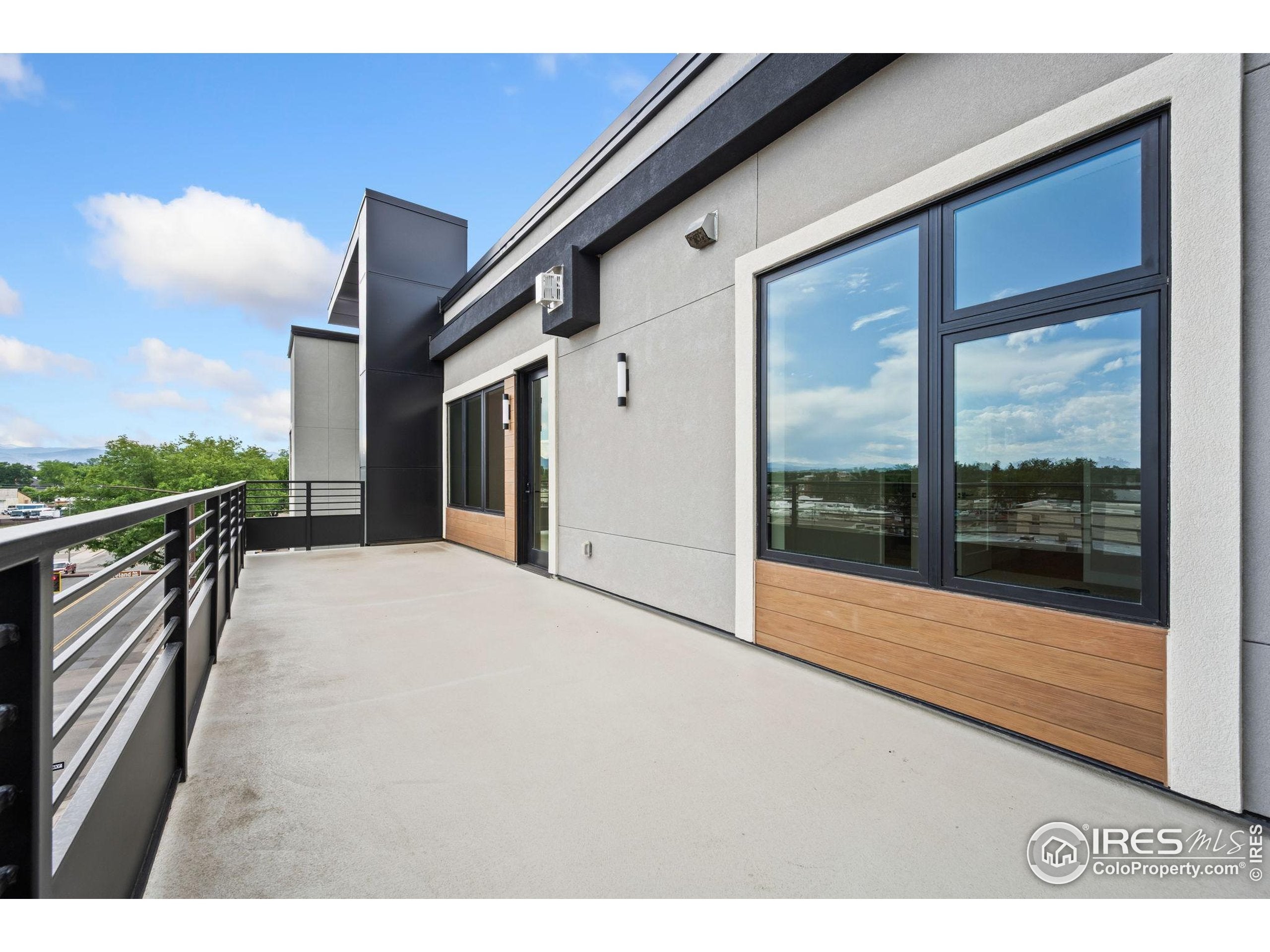 Loveland, Colorado, 80537, United States, 2 Bedrooms Bedrooms, ,3 BathroomsBathrooms,Residential,Active,1884717