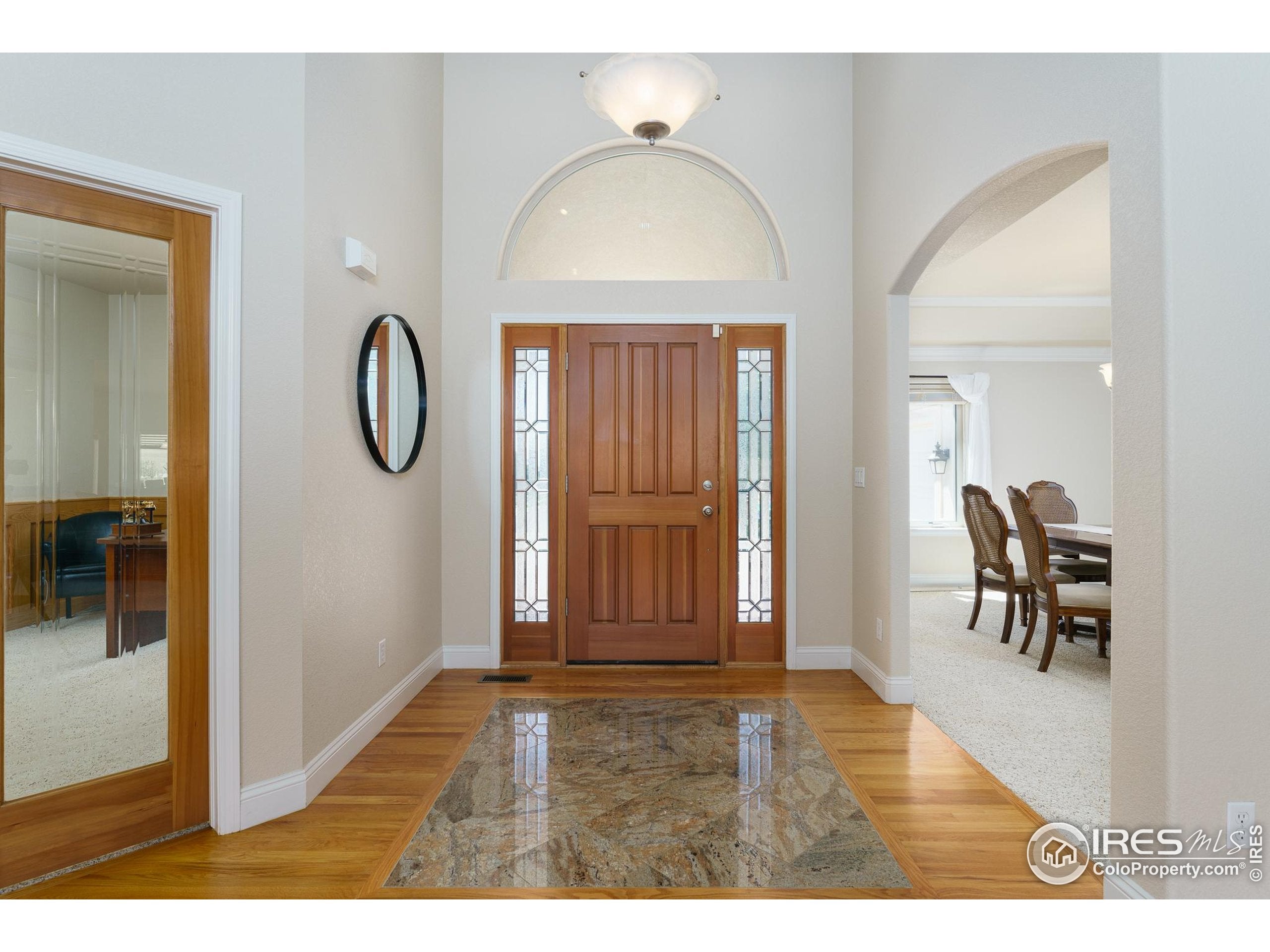 Arvada, Colorado, 80005, United States, 4 Bedrooms Bedrooms, ,4 BathroomsBathrooms,Residential,Active,1922299