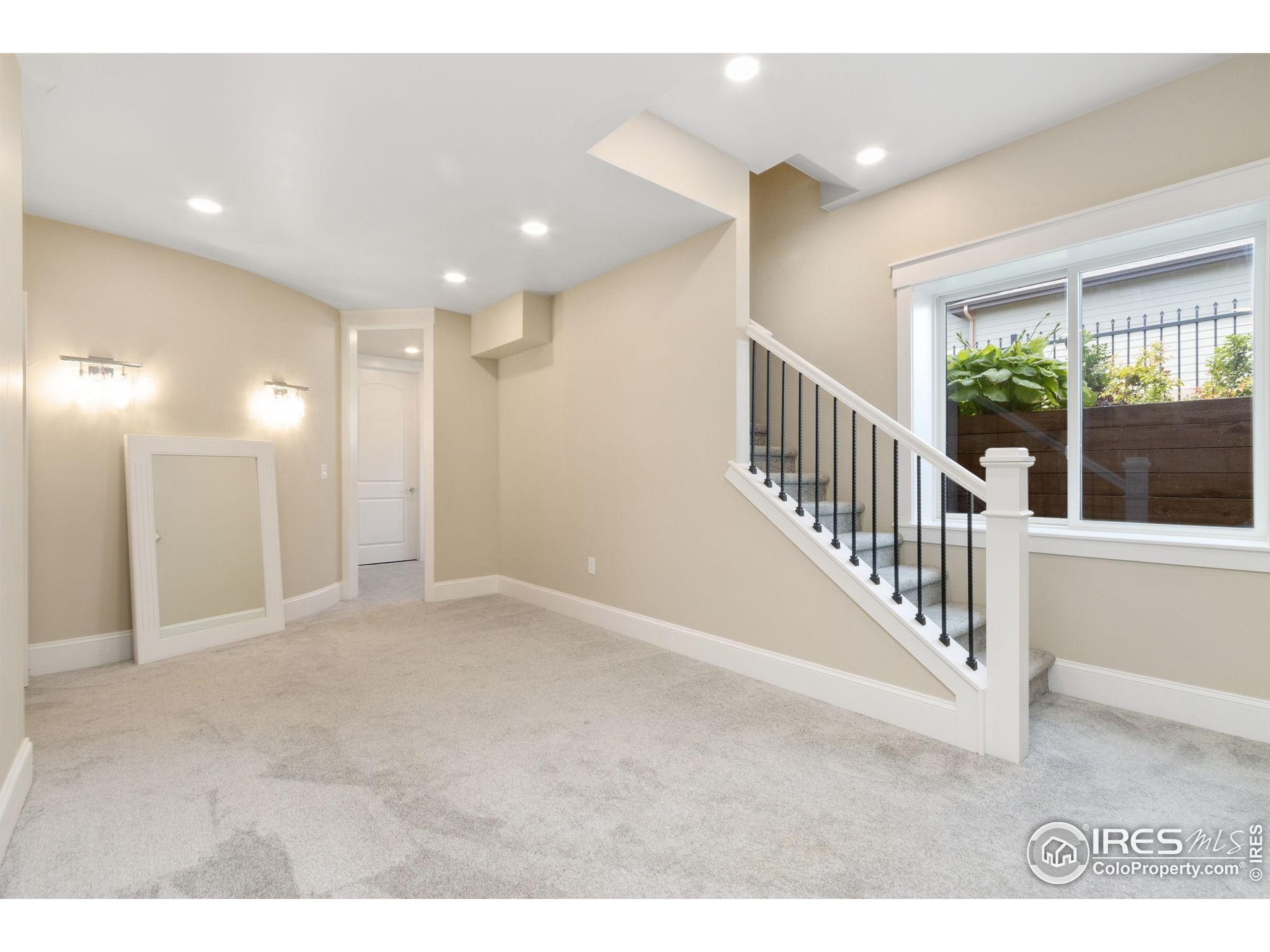 Windsor, Colorado, 80550, United States, 4 Bedrooms Bedrooms, ,6 BathroomsBathrooms,Residential,Active,1894785