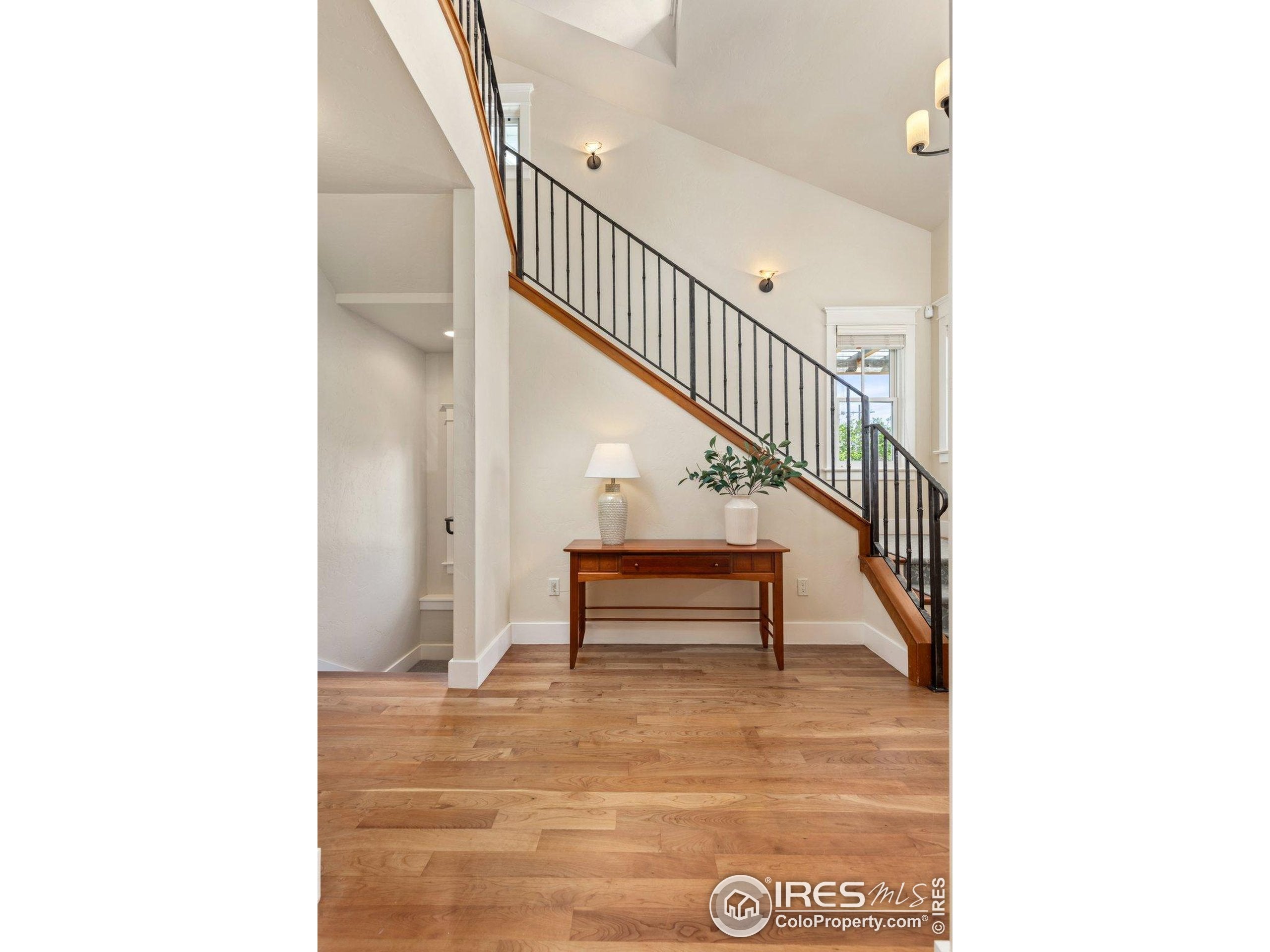 Louisville, Colorado, 80027, United States, 4 Bedrooms Bedrooms, ,5 BathroomsBathrooms,Residential,Active,1764452