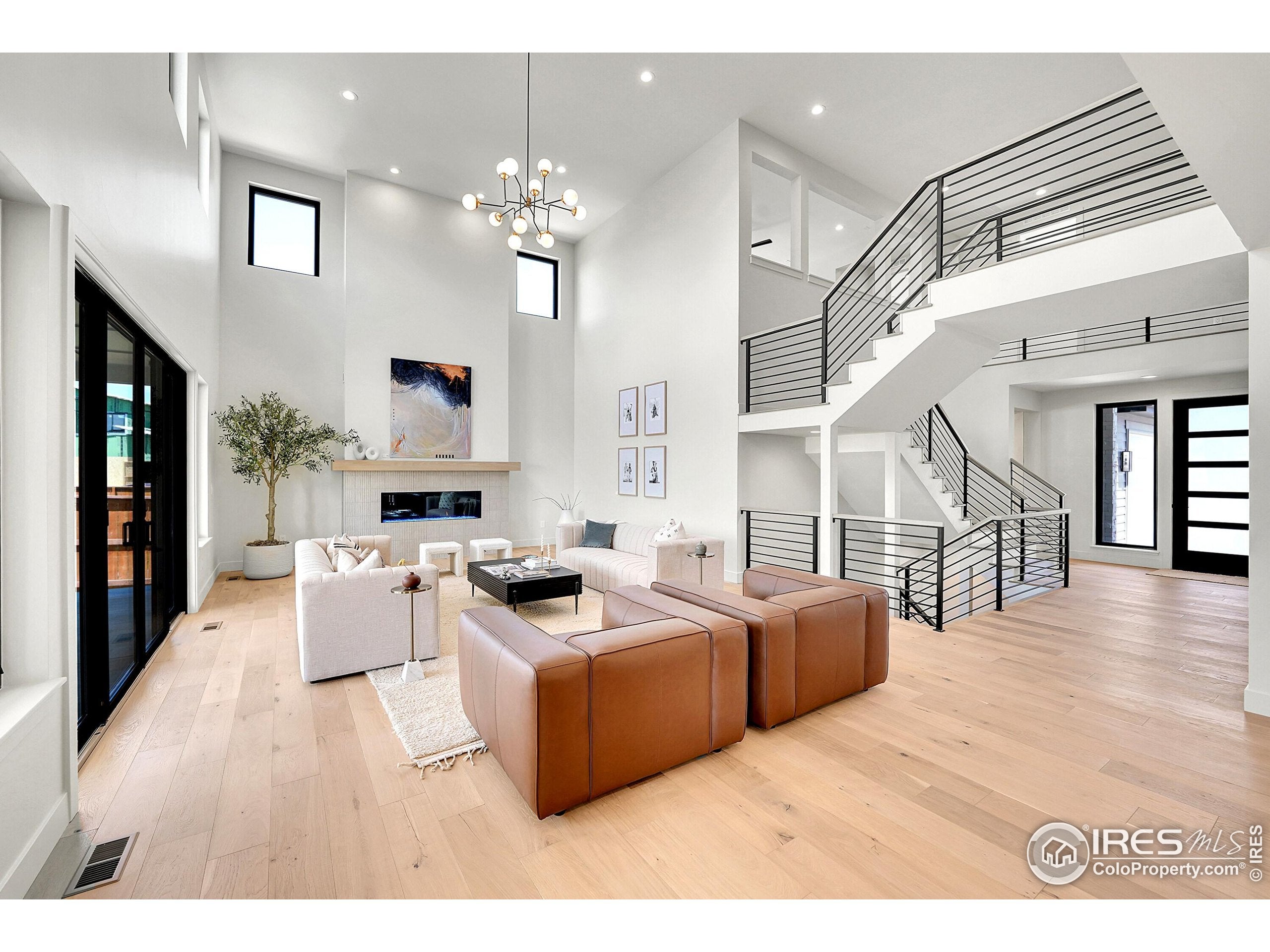 Louisville, Colorado, 80027, United States, 5 Bedrooms Bedrooms, ,6 BathroomsBathrooms,Residential,Active,1997547