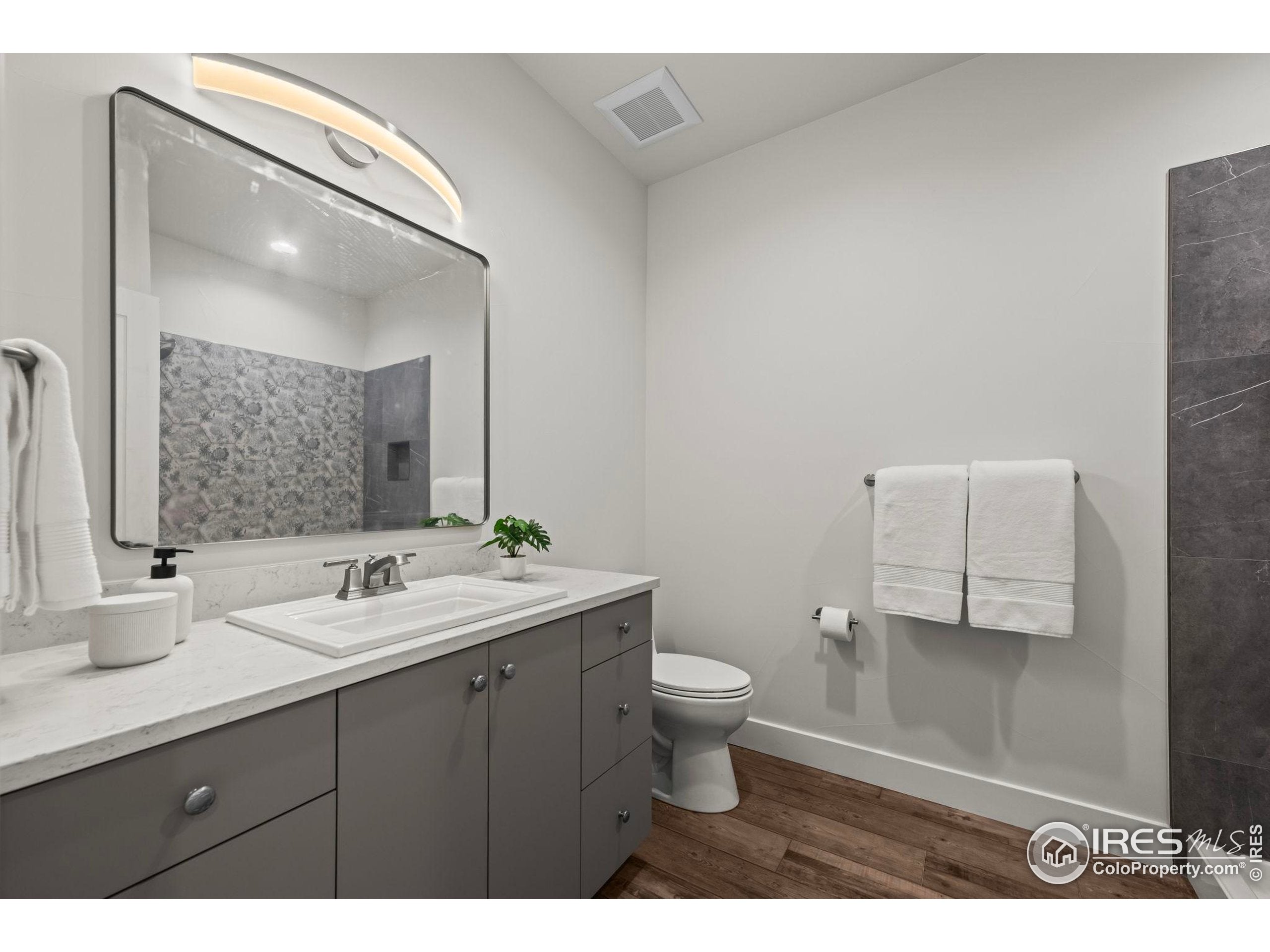 Lafayette, Colorado, 80026, United States, 5 Bedrooms Bedrooms, ,7 BathroomsBathrooms,Residential,Active,2006932