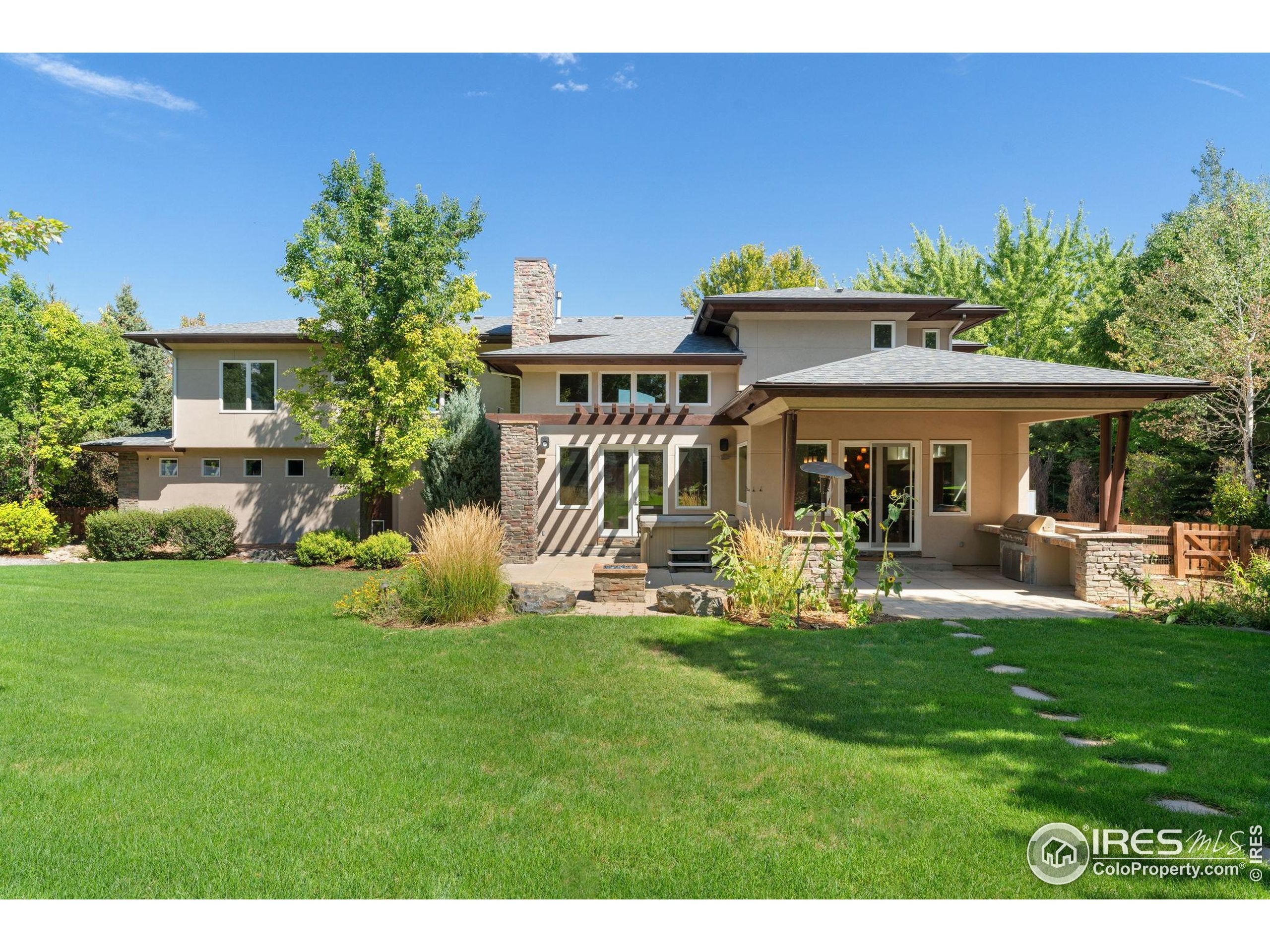 Lafayette, Colorado, 80026, United States, 6 Bedrooms Bedrooms, ,5 BathroomsBathrooms,Residential,Active,1945353