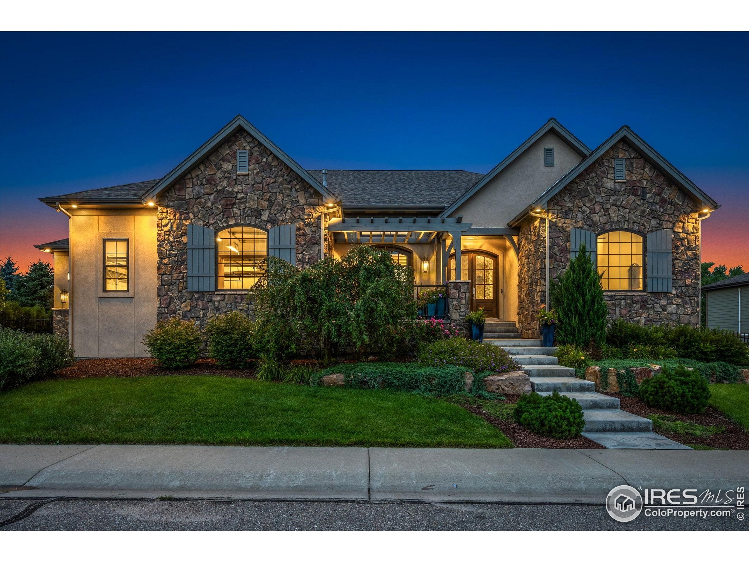 Windsor, Colorado, 80550, United States, 4 Bedrooms Bedrooms, ,6 BathroomsBathrooms,Residential,Active,1894785