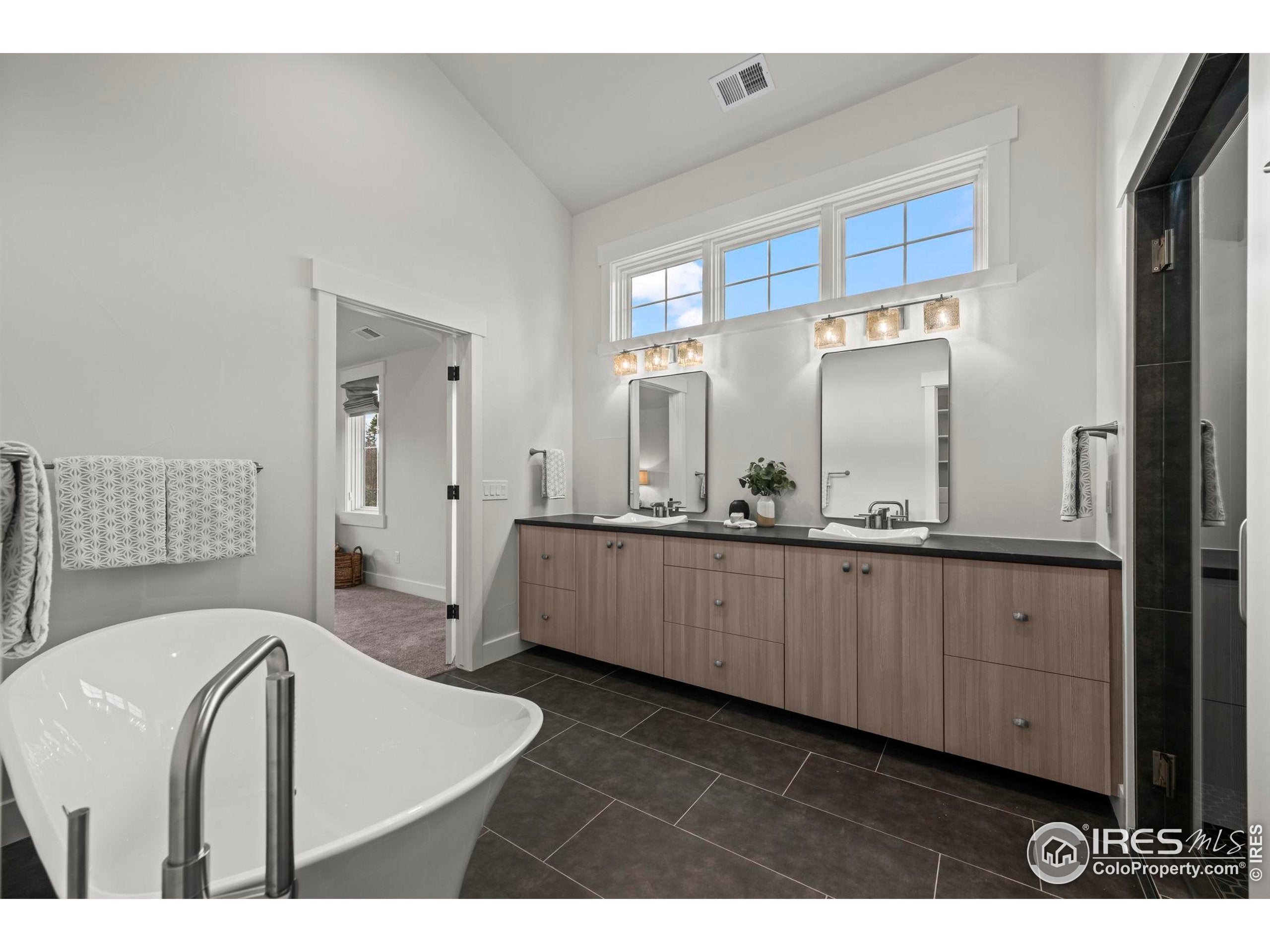 Lafayette, Colorado, 80026, United States, 5 Bedrooms Bedrooms, ,7 BathroomsBathrooms,Residential,Active,2006932