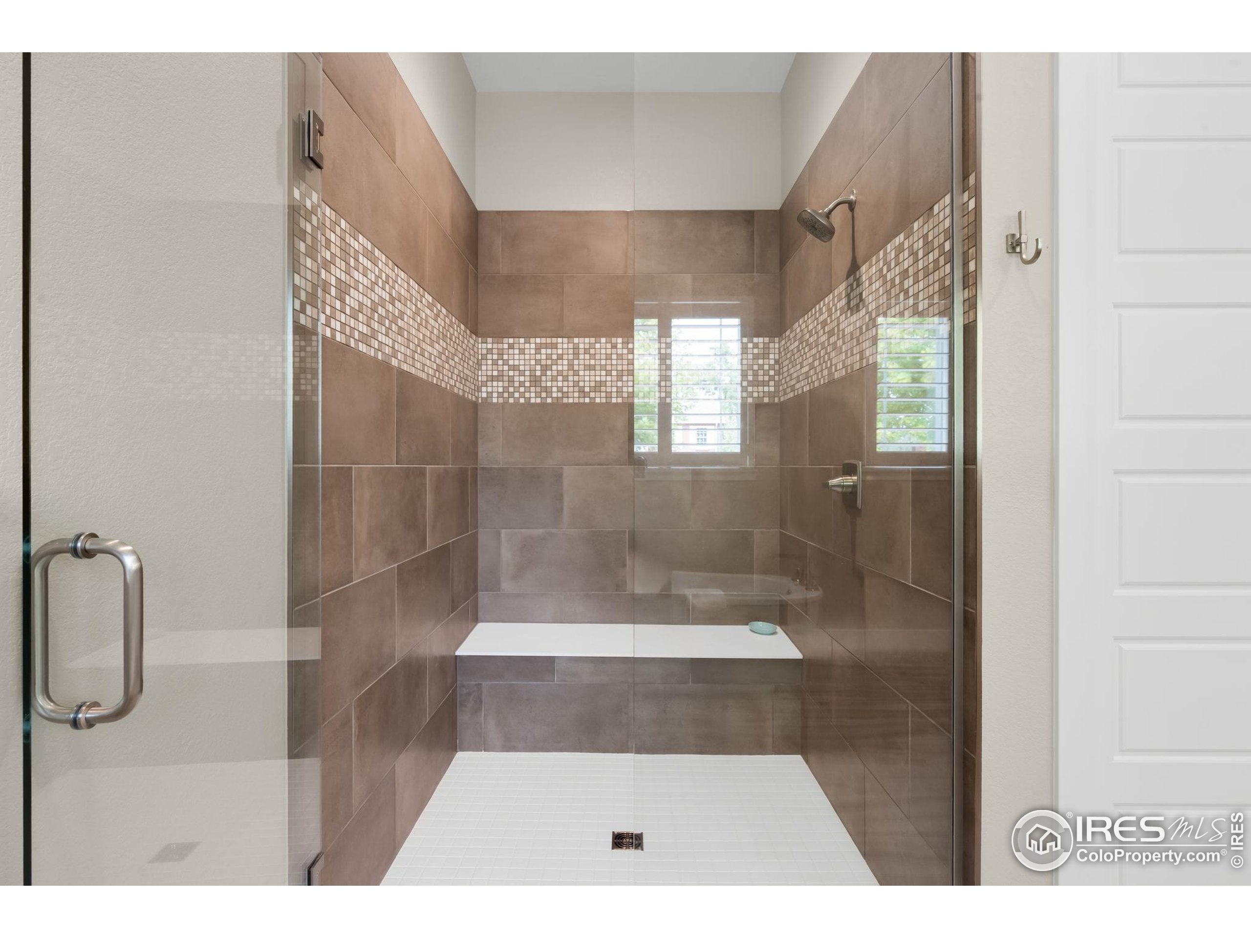 Golden, Colorado, 80403, United States, 5 Bedrooms Bedrooms, ,4 BathroomsBathrooms,Residential,Active,1945502