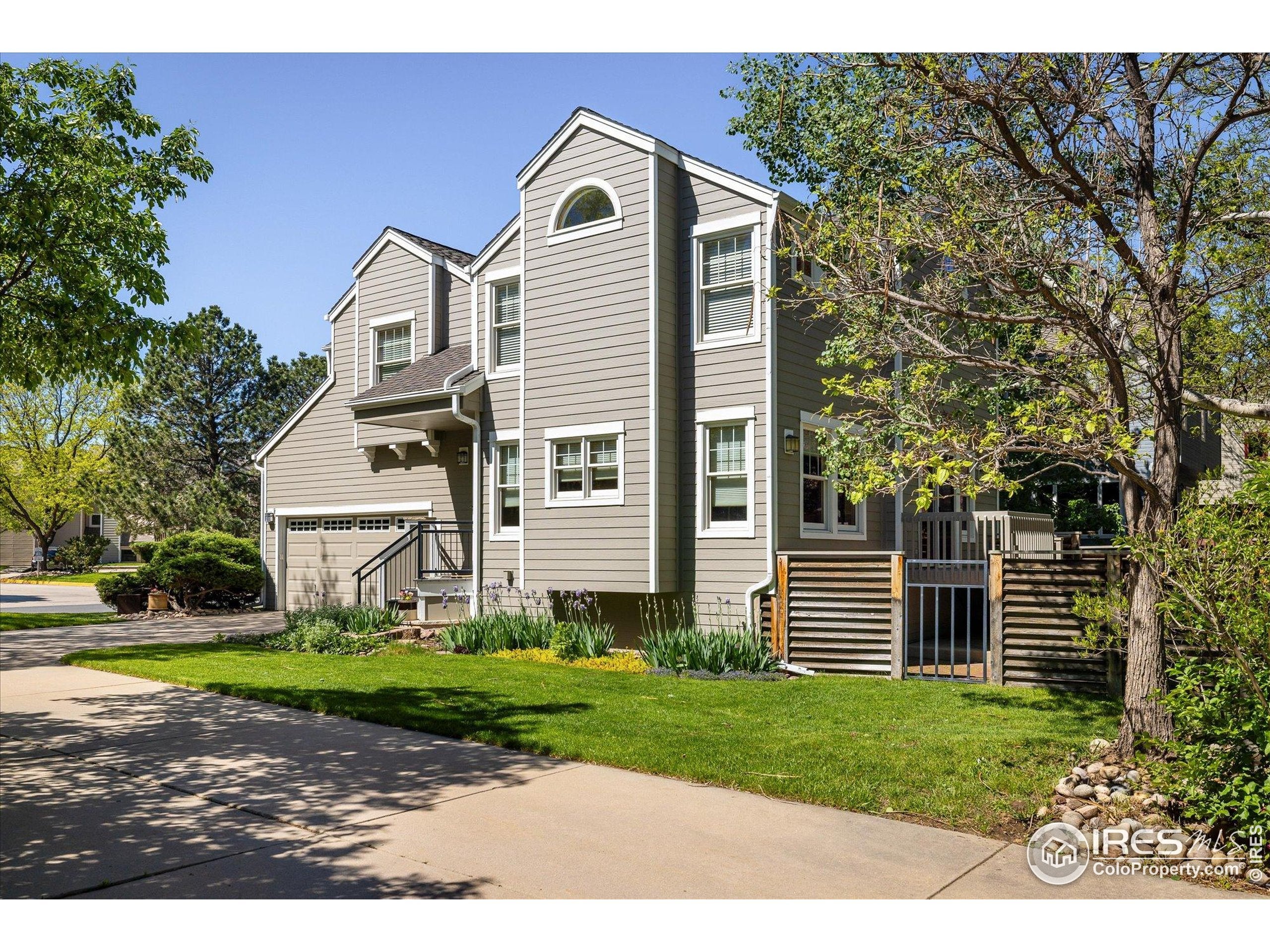 Boulder, Colorado, 80303, United States, 3 Bedrooms Bedrooms, ,4 BathroomsBathrooms,Residential,Active,1820373