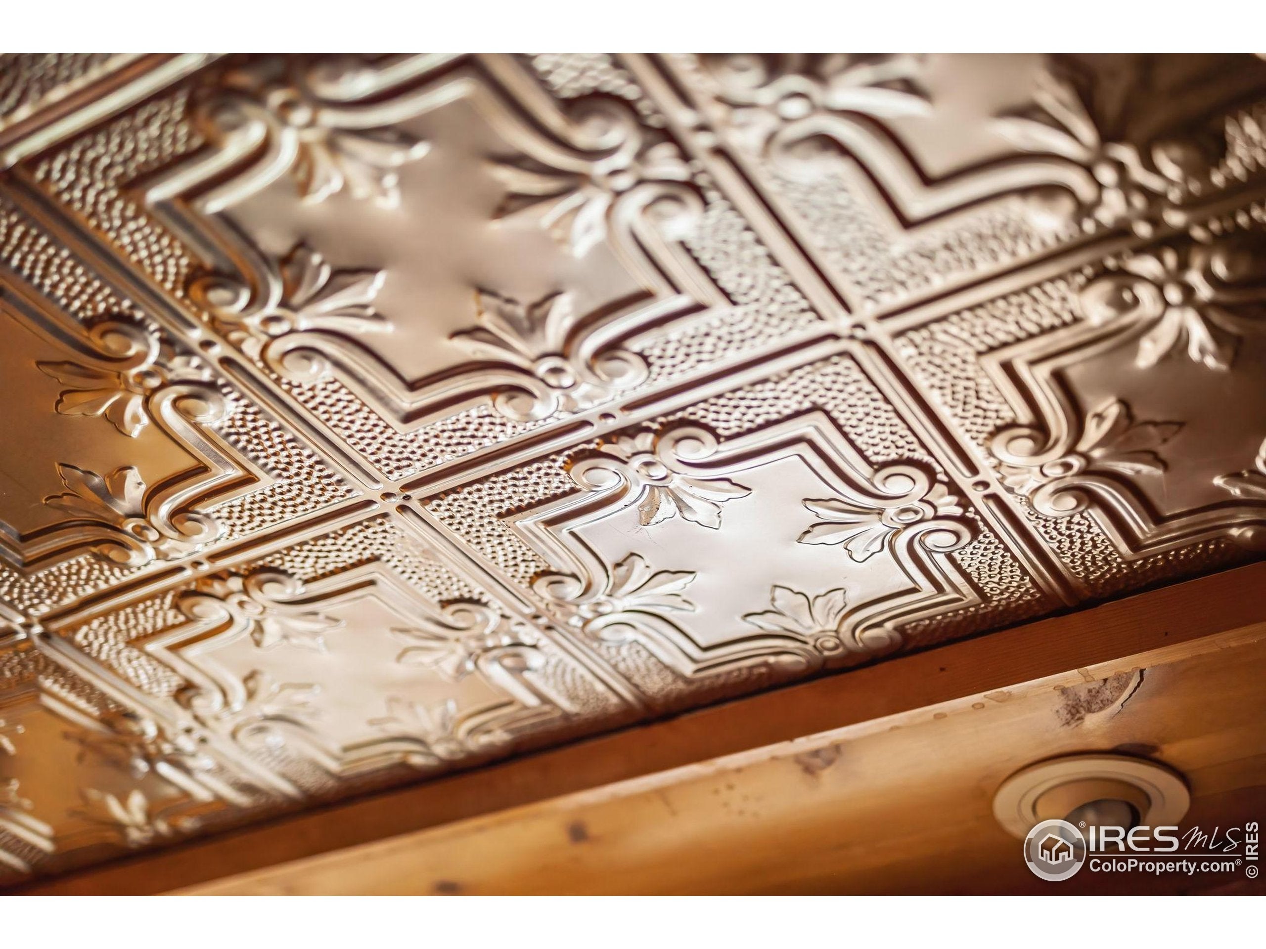 Boulder, Colorado, 80302, United States, 4 Bedrooms Bedrooms, ,4 BathroomsBathrooms,Residential,Active,1997631