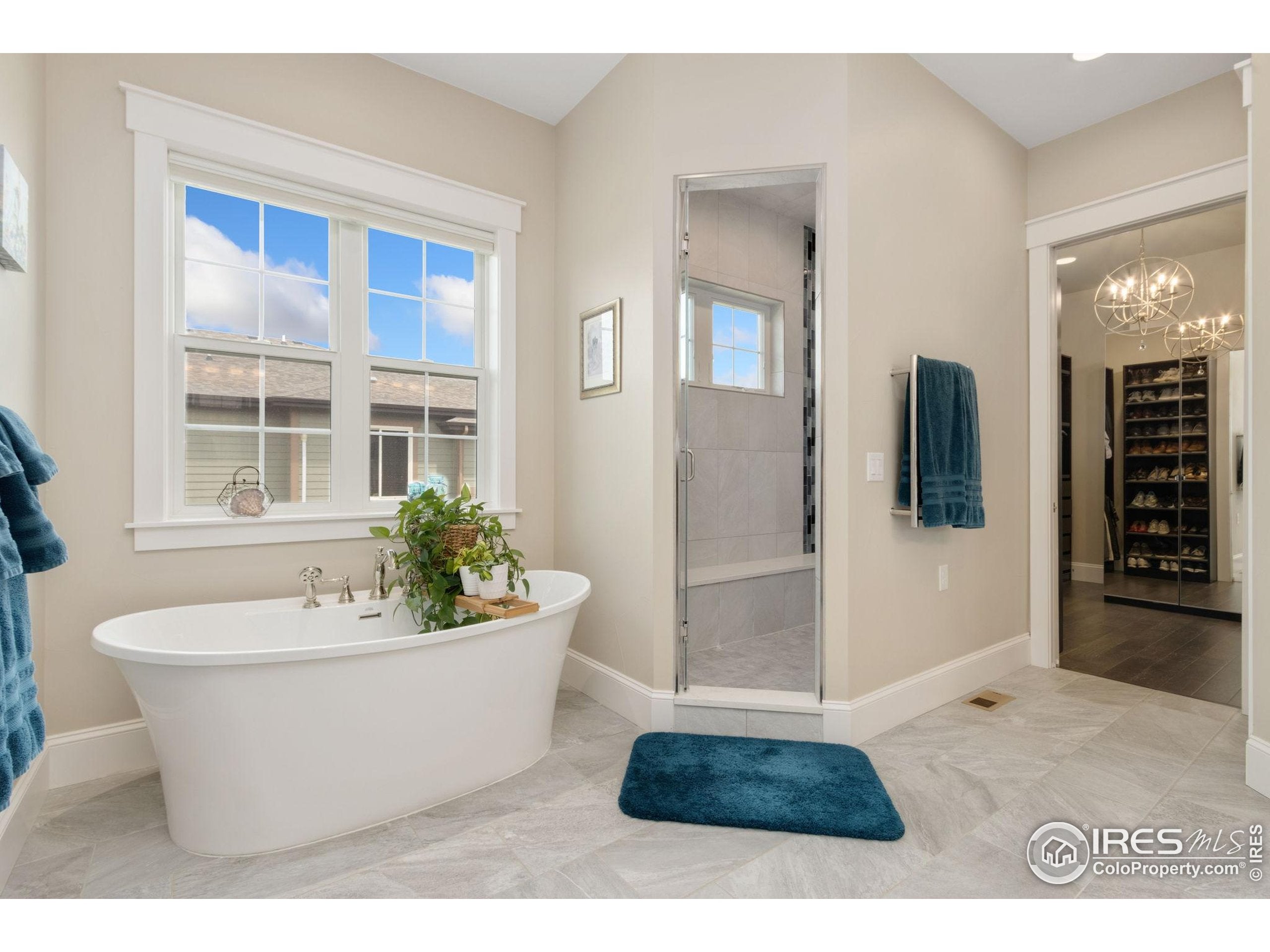 Windsor, Colorado, 80550, United States, 4 Bedrooms Bedrooms, ,6 BathroomsBathrooms,Residential,Active,1894785
