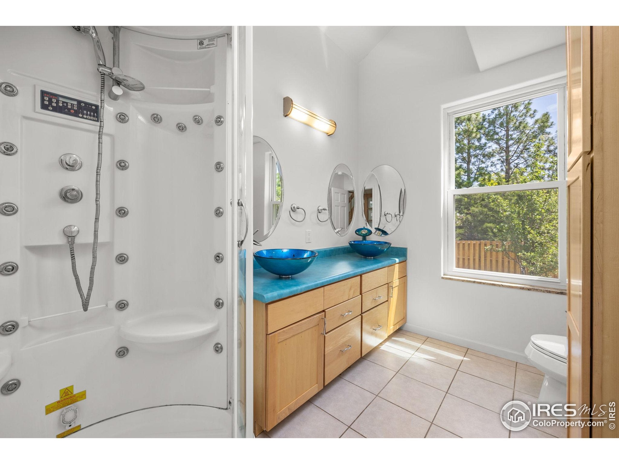 Boulder, Colorado, 80303, United States, ,4 BathroomsBathrooms,Residential,Active,1868151
