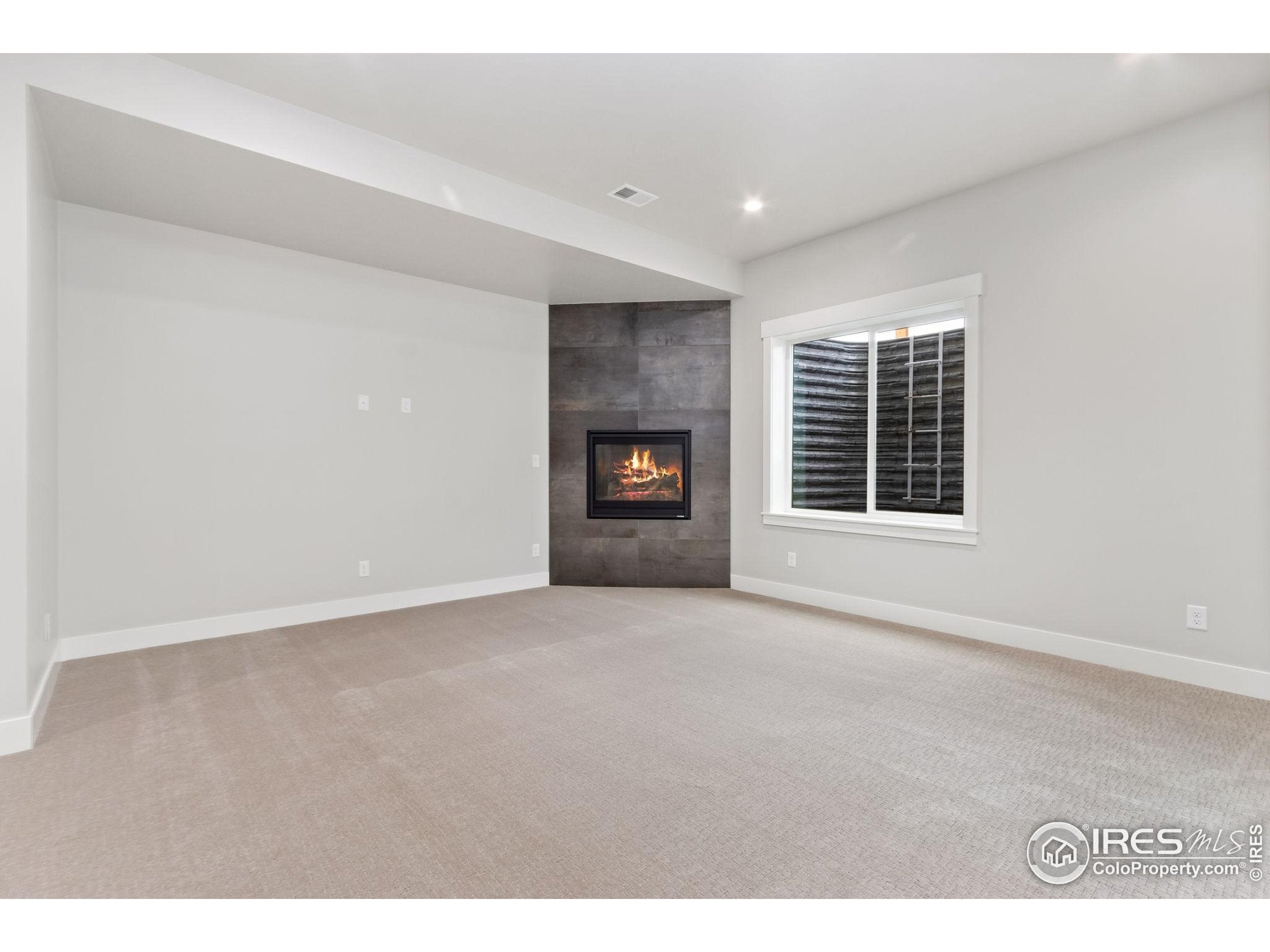 Windsor, Colorado, 80550, United States, ,6 BathroomsBathrooms,Residential,Active,1828956