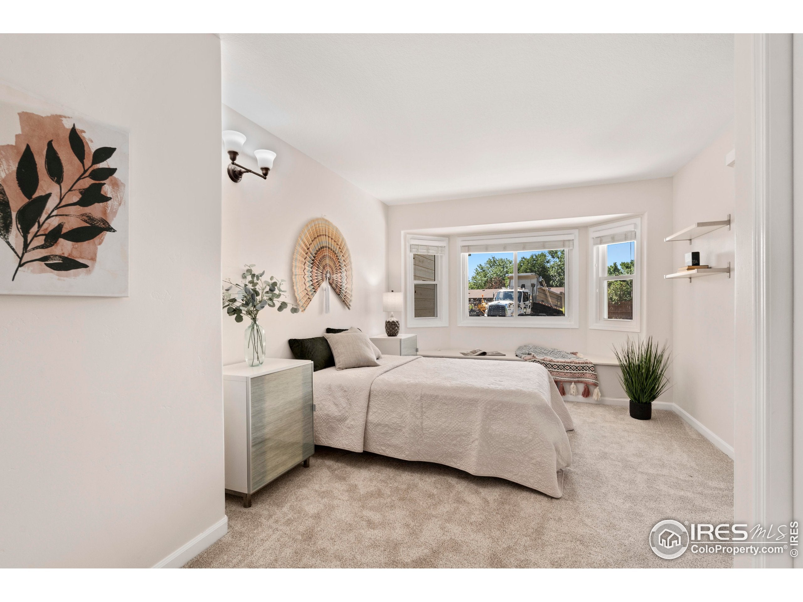 Loveland, Colorado, 80538, United States, 5 Bedrooms Bedrooms, ,3 BathroomsBathrooms,Residential,Active,1904189