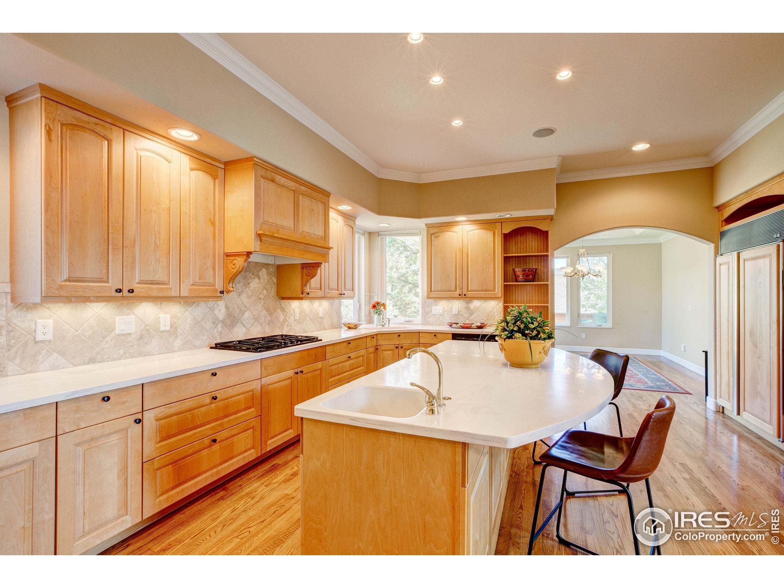 Estes Park, Colorado, 80517, United States, 4 Bedrooms Bedrooms, ,3 BathroomsBathrooms,Residential,Active,1952630